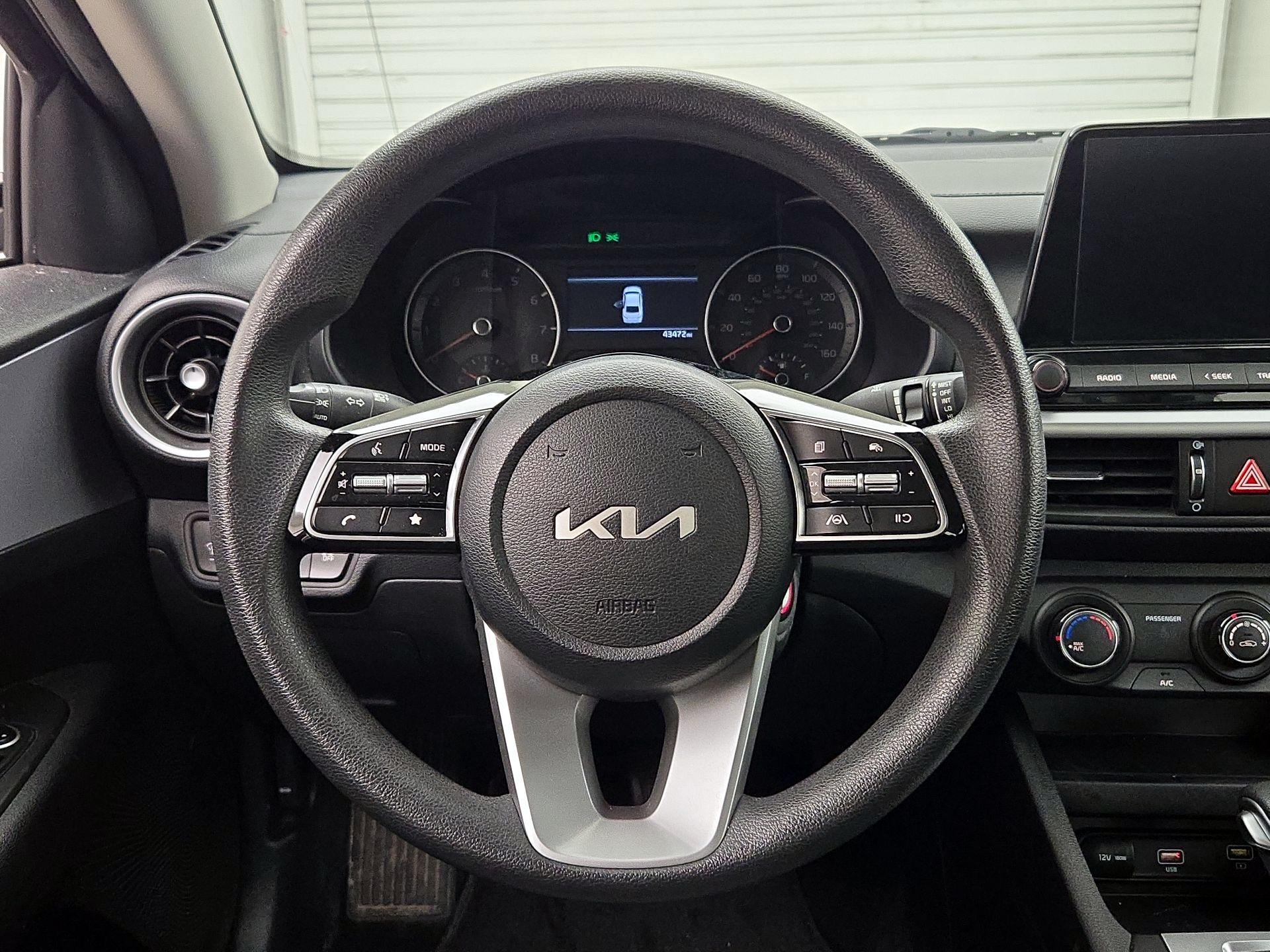 Thumbnail: 2024 Kia Forte - 10