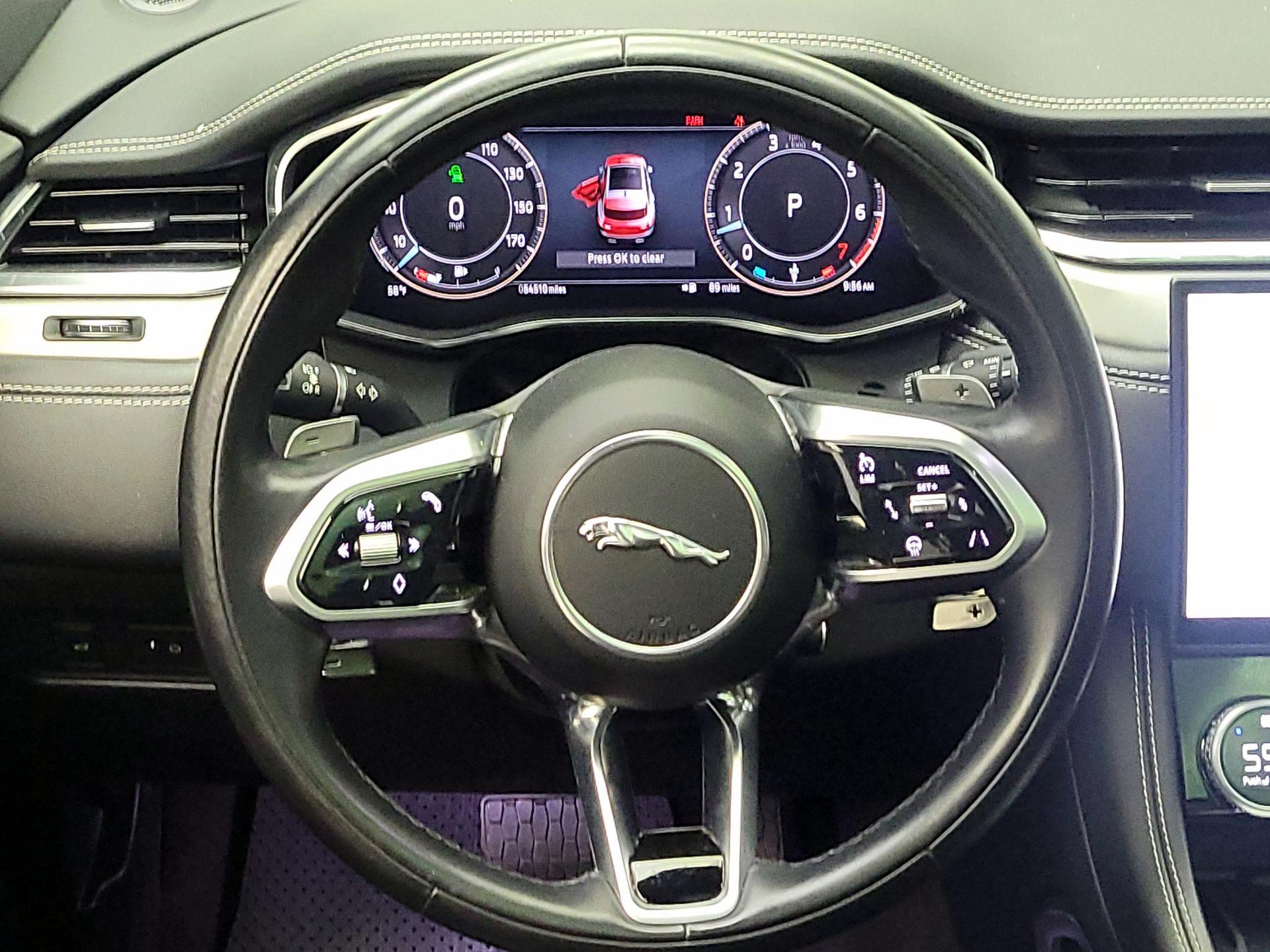 Thumbnail: 2024 Jaguar F-Pace - 10