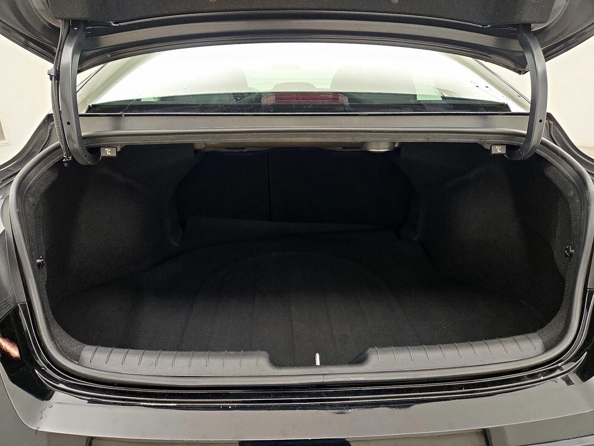 Thumbnail: 2024 Hyundai Elantra - 20