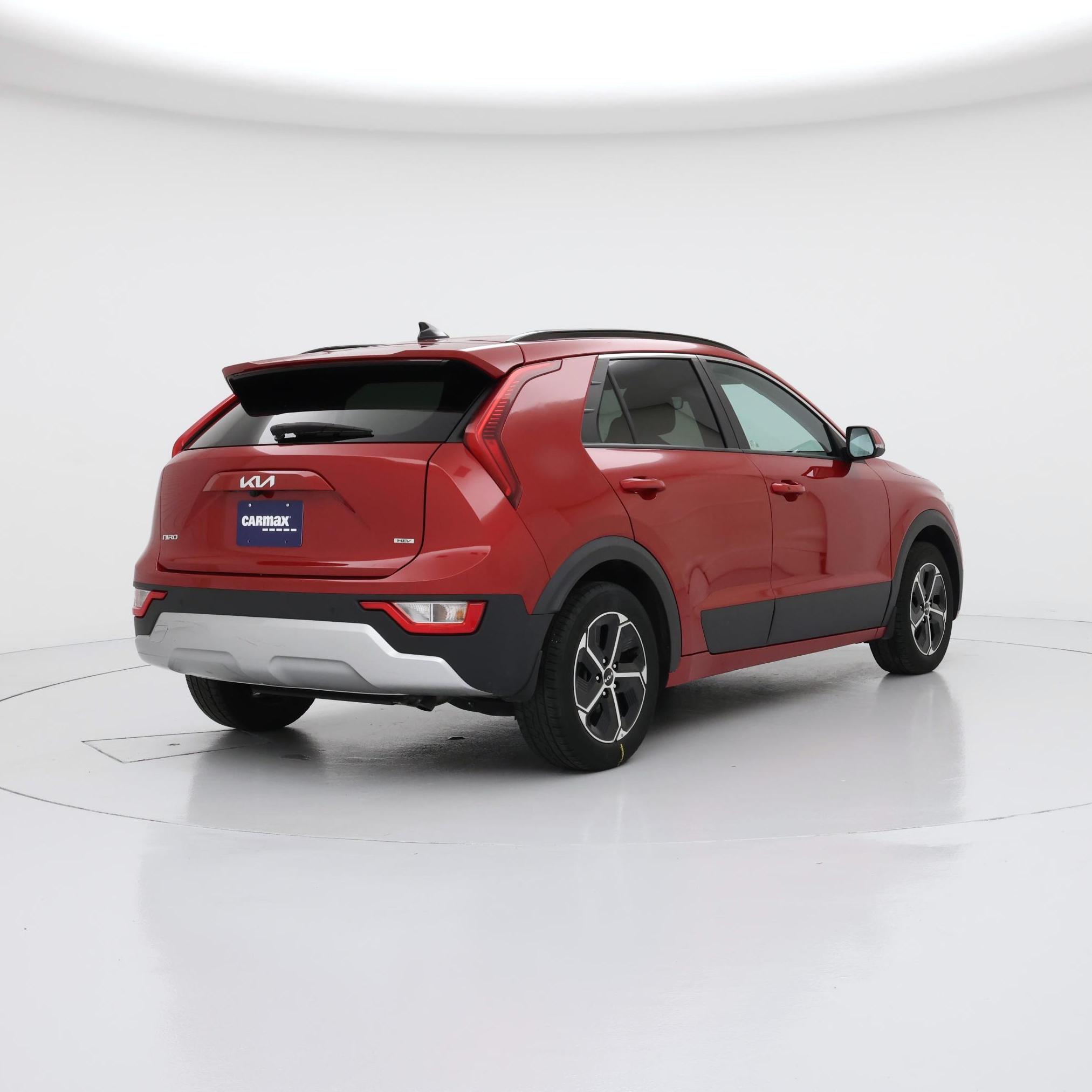 Thumbnail: 2023 Kia Niro - 8