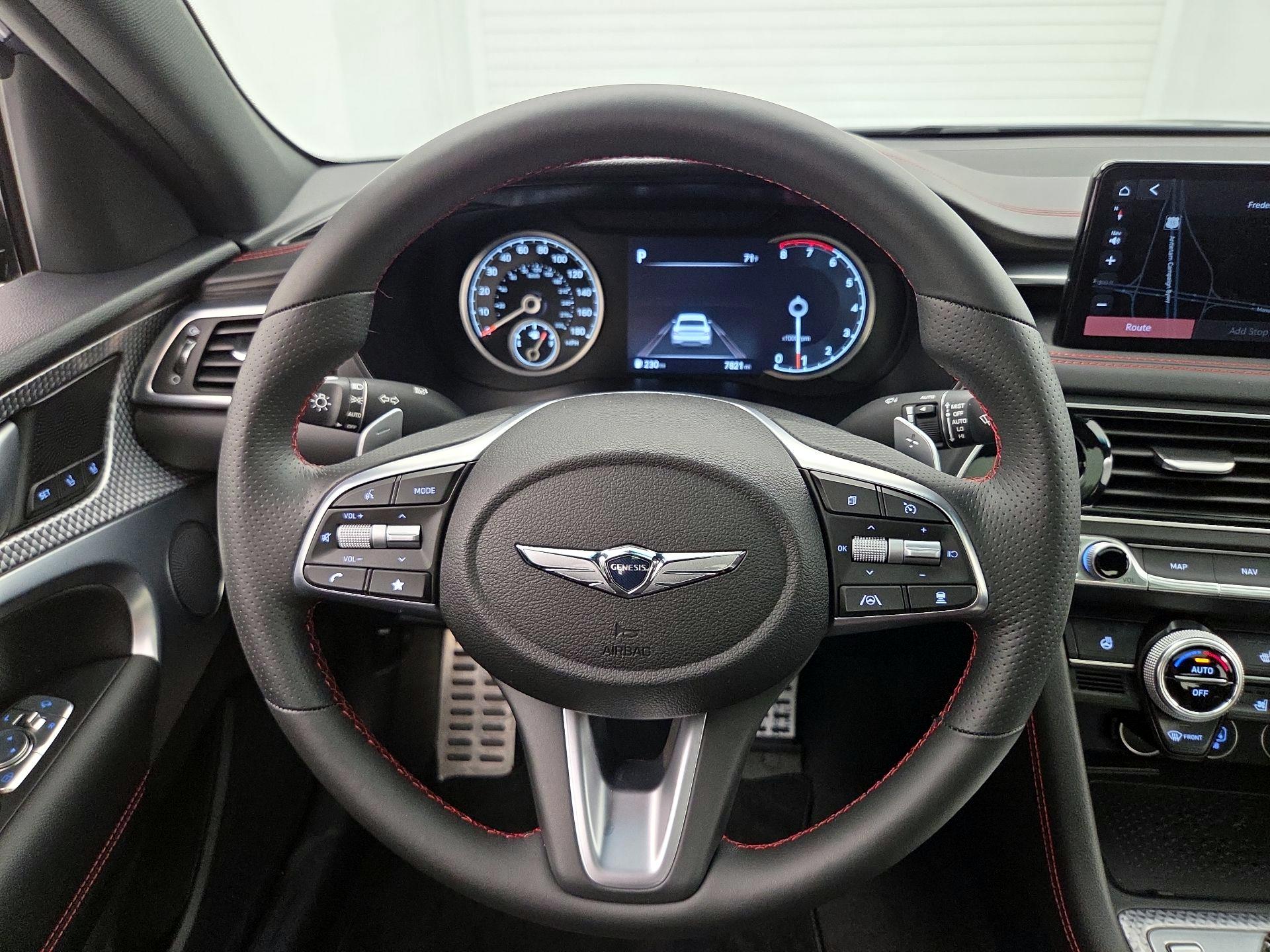 Thumbnail: 2023 Genesis G70 - 10