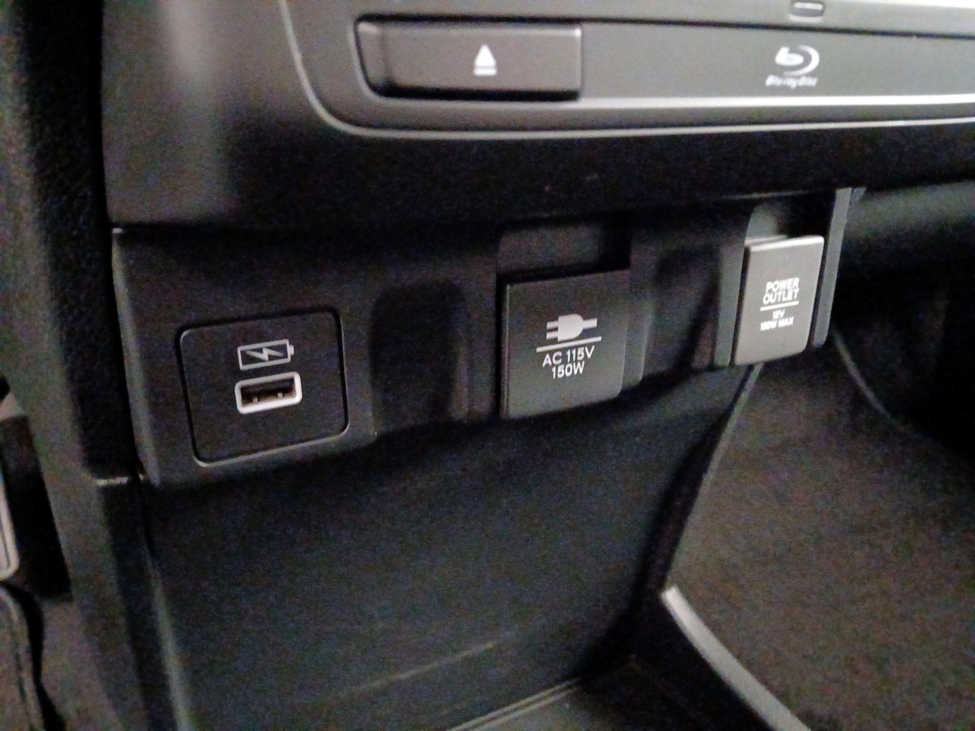 Thumbnail: 2023 Honda Odyssey - 19
