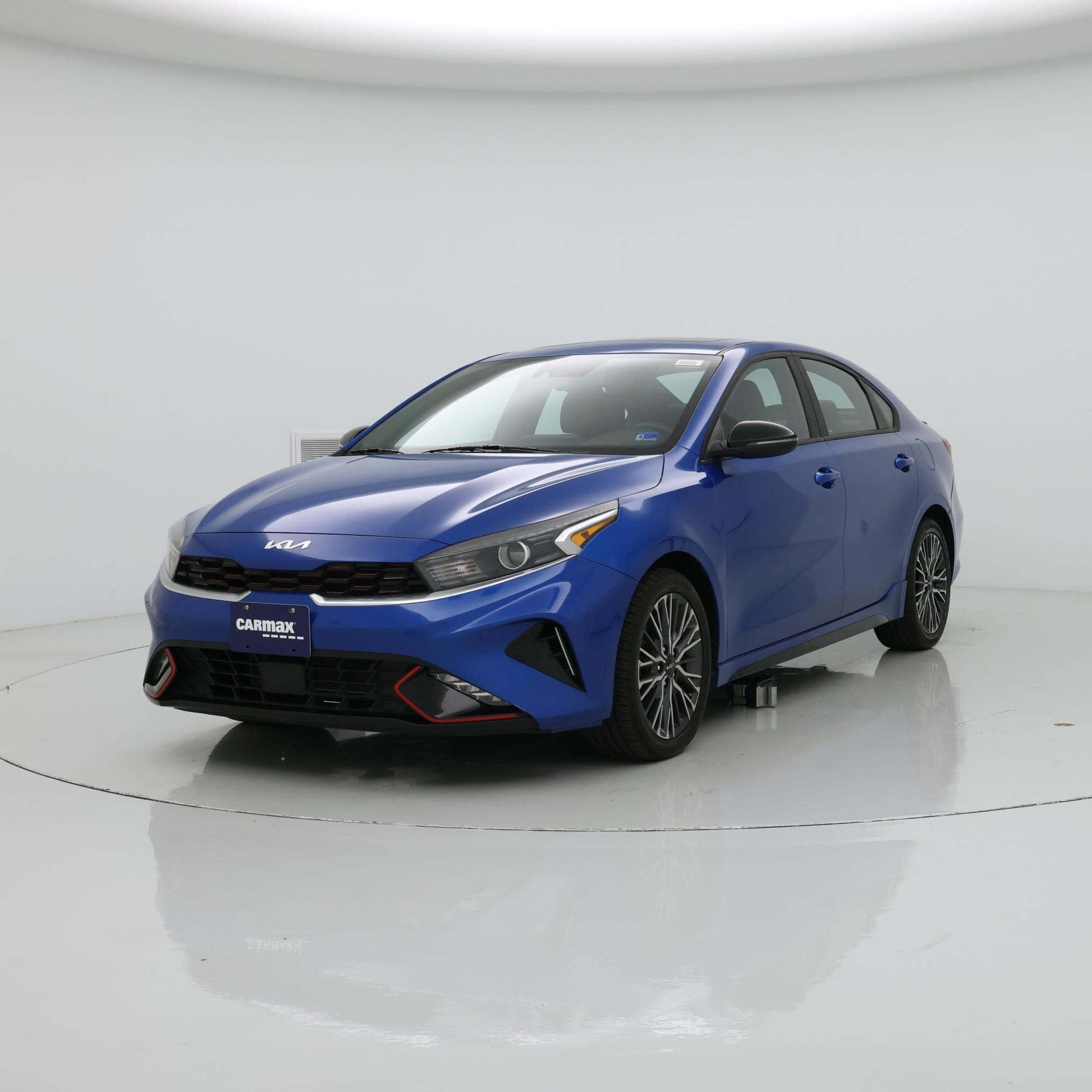 Thumbnail: 2023 Kia Forte - 4