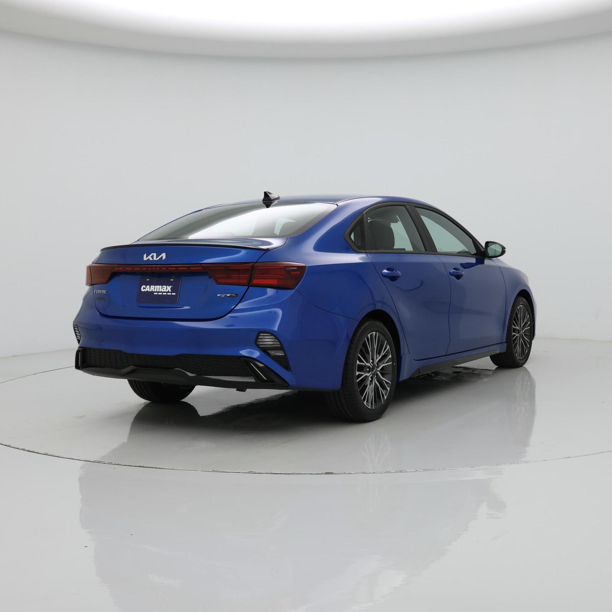 Thumbnail: 2023 Kia Forte - 8