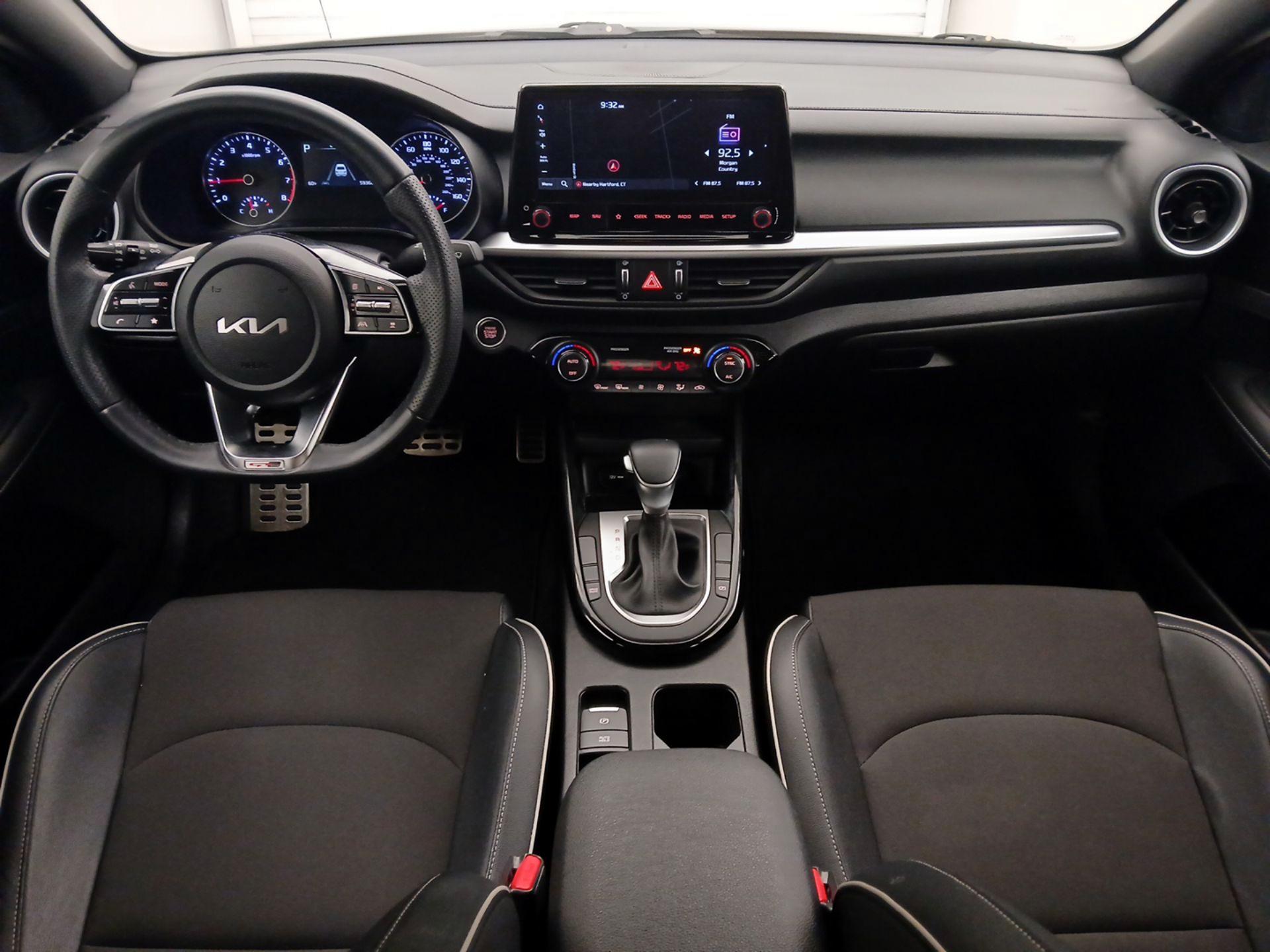 Thumbnail: 2023 Kia Forte - 9