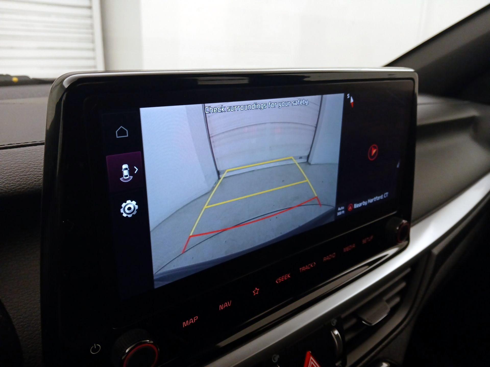 Thumbnail: 2023 Kia Forte - 15