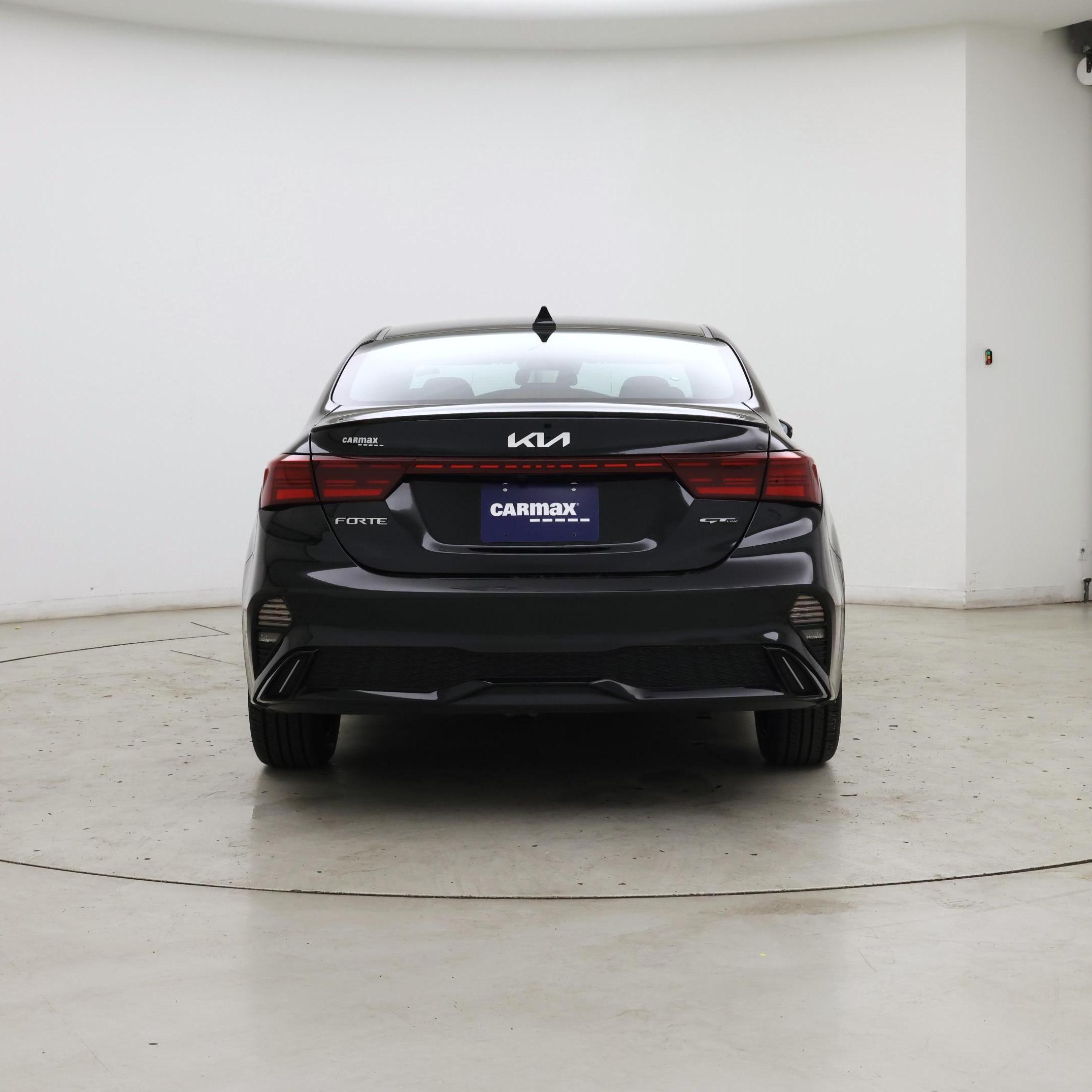 Thumbnail: 2023 Kia Forte - 6