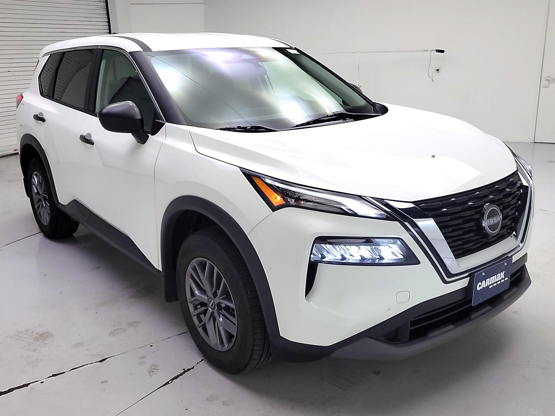 Thumbnail: 2023 Nissan Rogue - 1