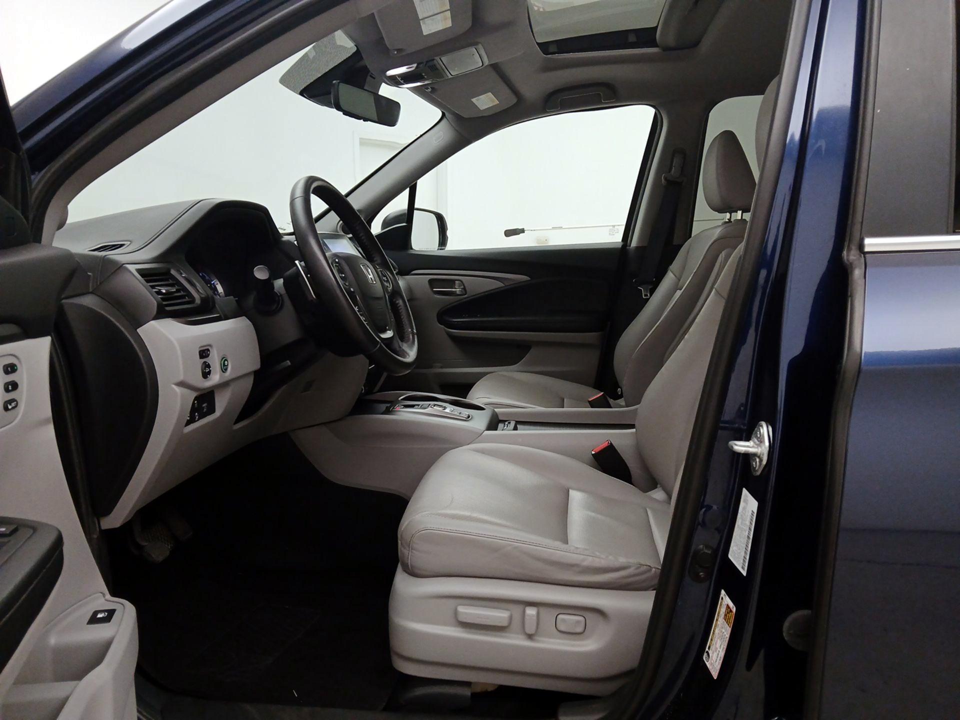 Thumbnail: 2023 Honda Ridgeline - 11