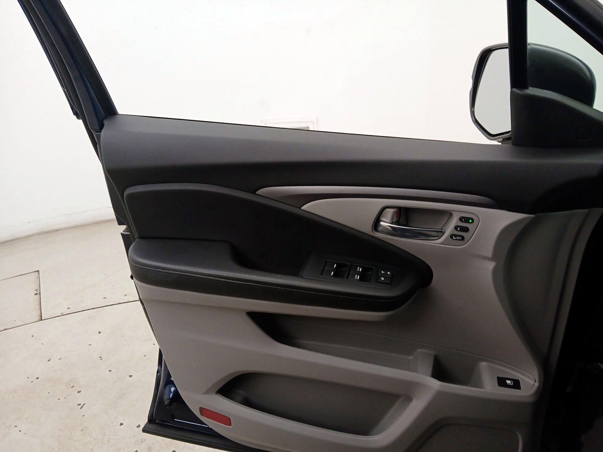 Thumbnail: 2023 Honda Ridgeline - 12