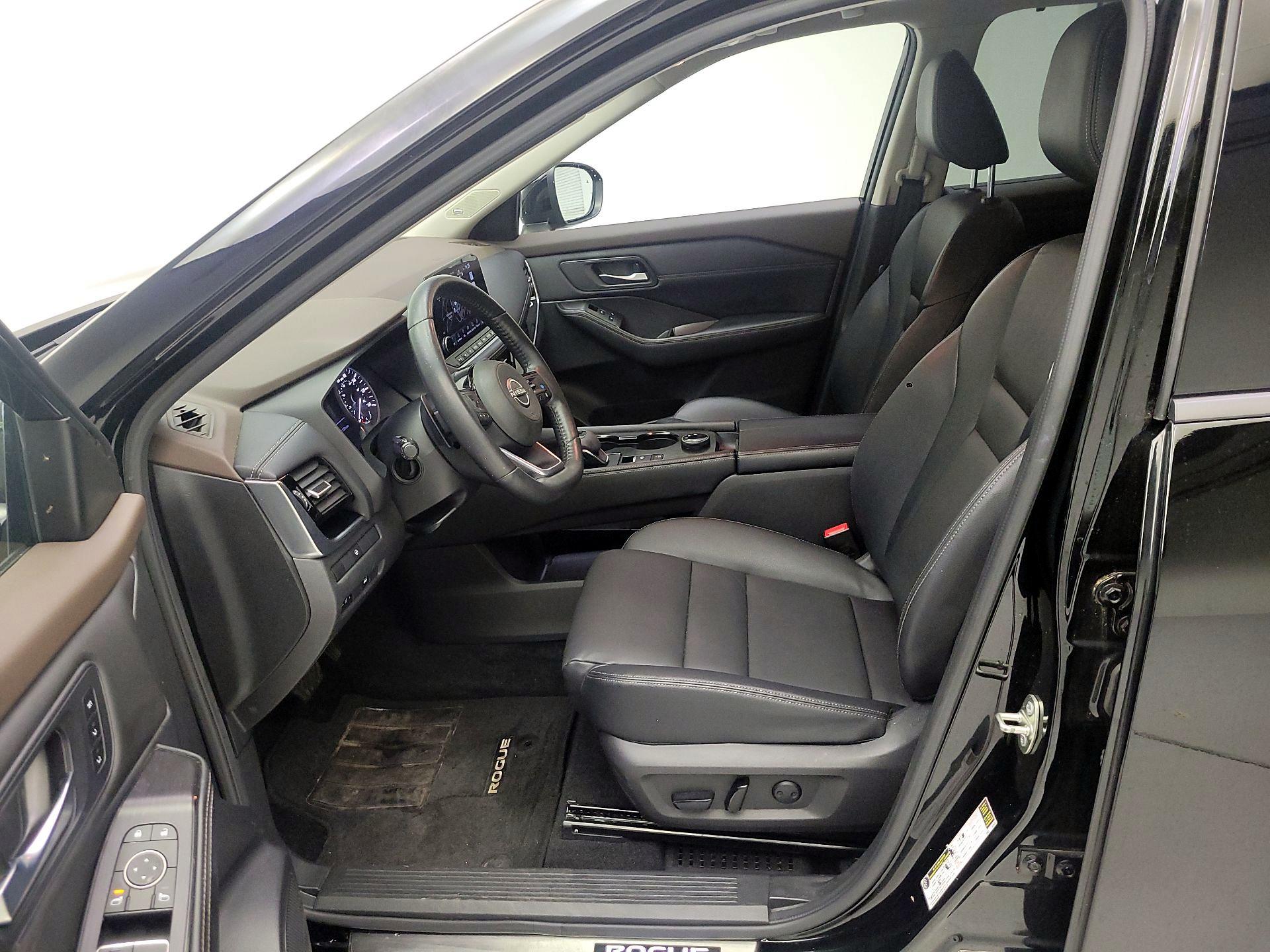 Thumbnail: 2023 Nissan Rogue - 9