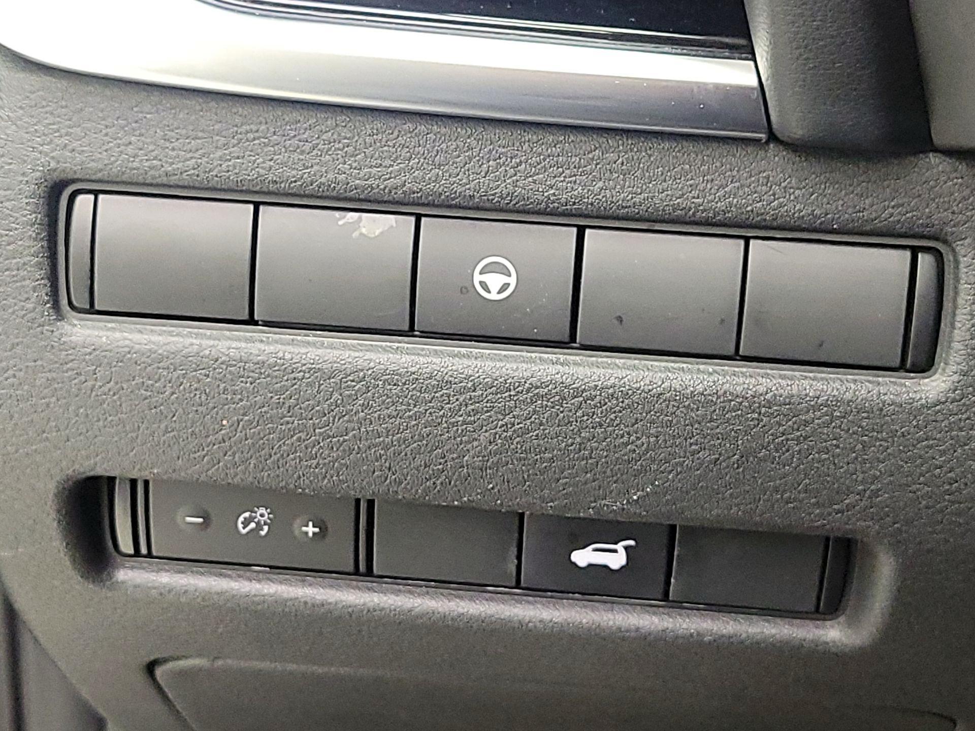 Thumbnail: 2023 Nissan Rogue - 11