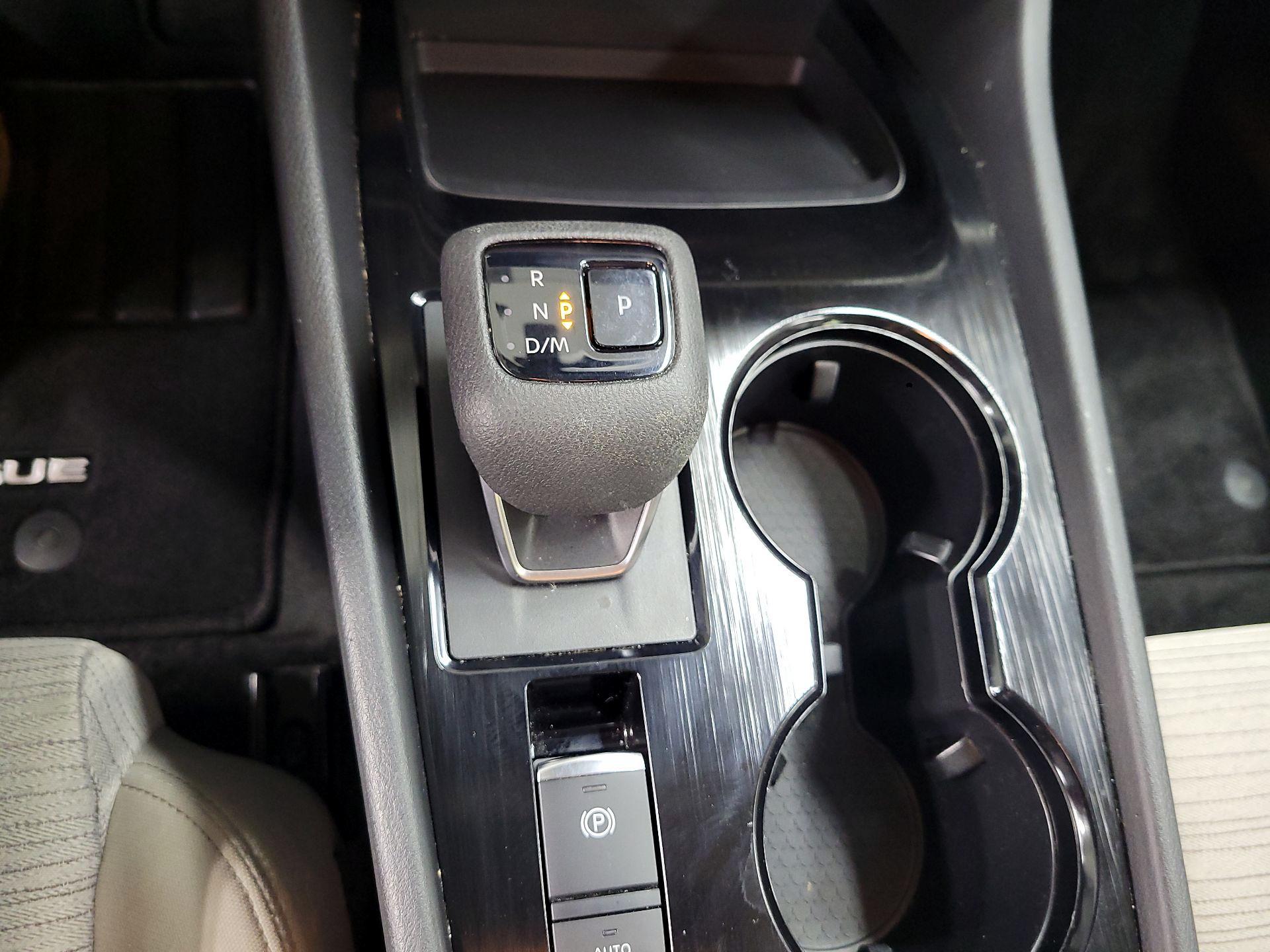 Thumbnail: 2023 Nissan Rogue - 17