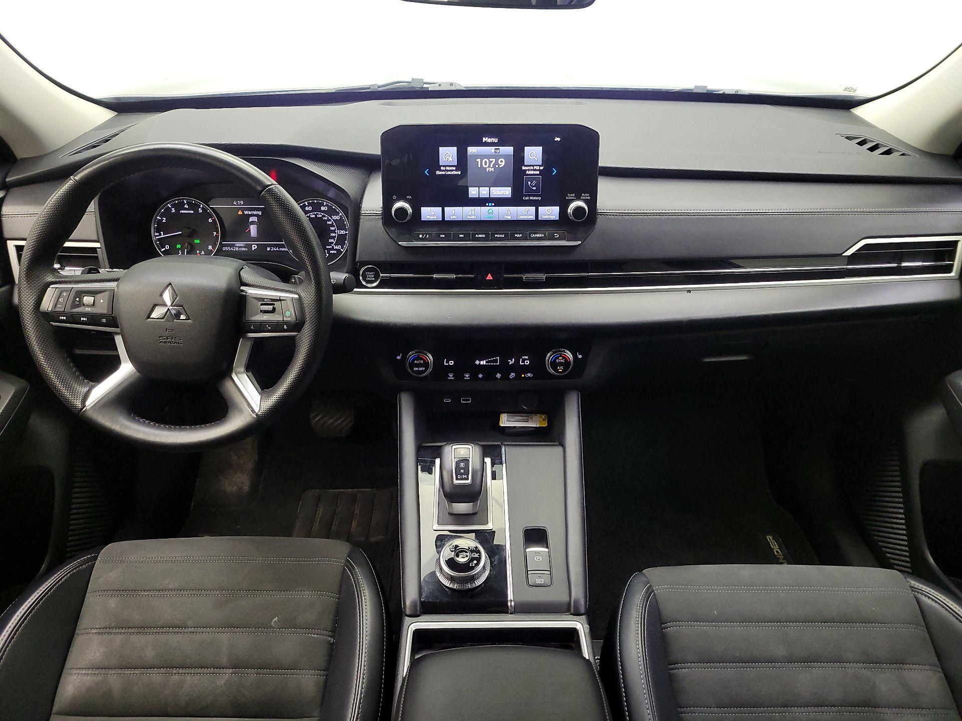 Thumbnail: 2024 Mitsubishi Outlander - 9