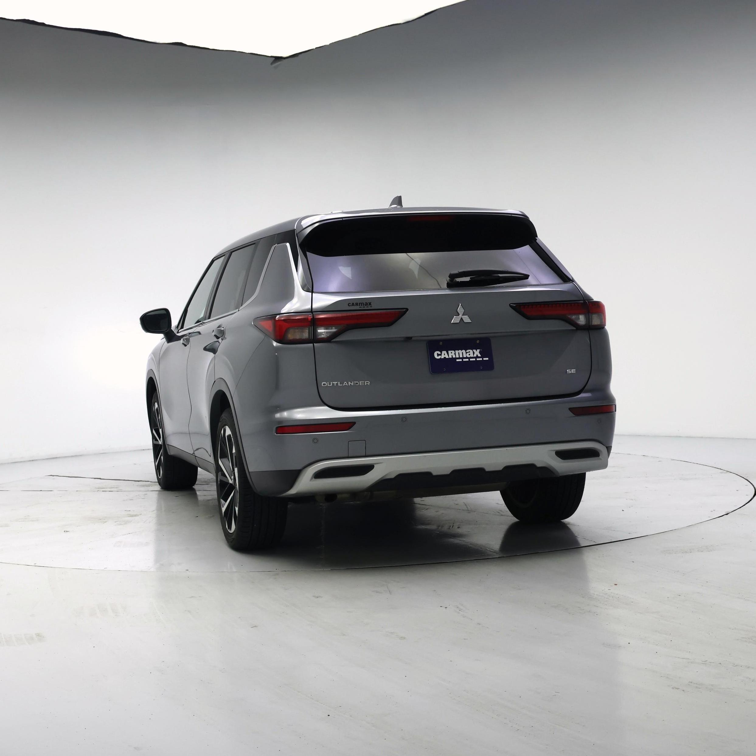 Thumbnail: 2024 Mitsubishi Outlander - 6
