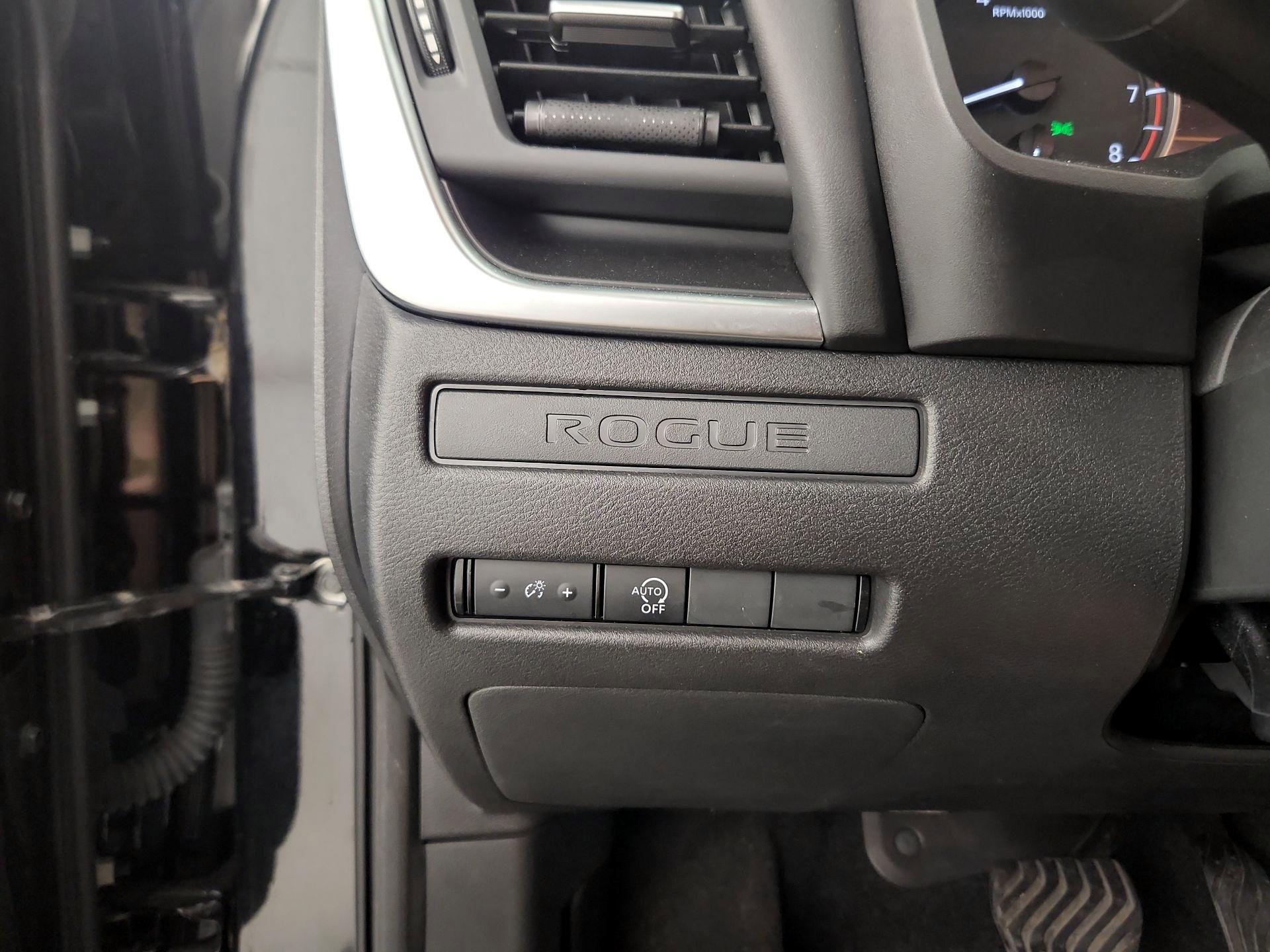 Thumbnail: 2023 Nissan Rogue - 13