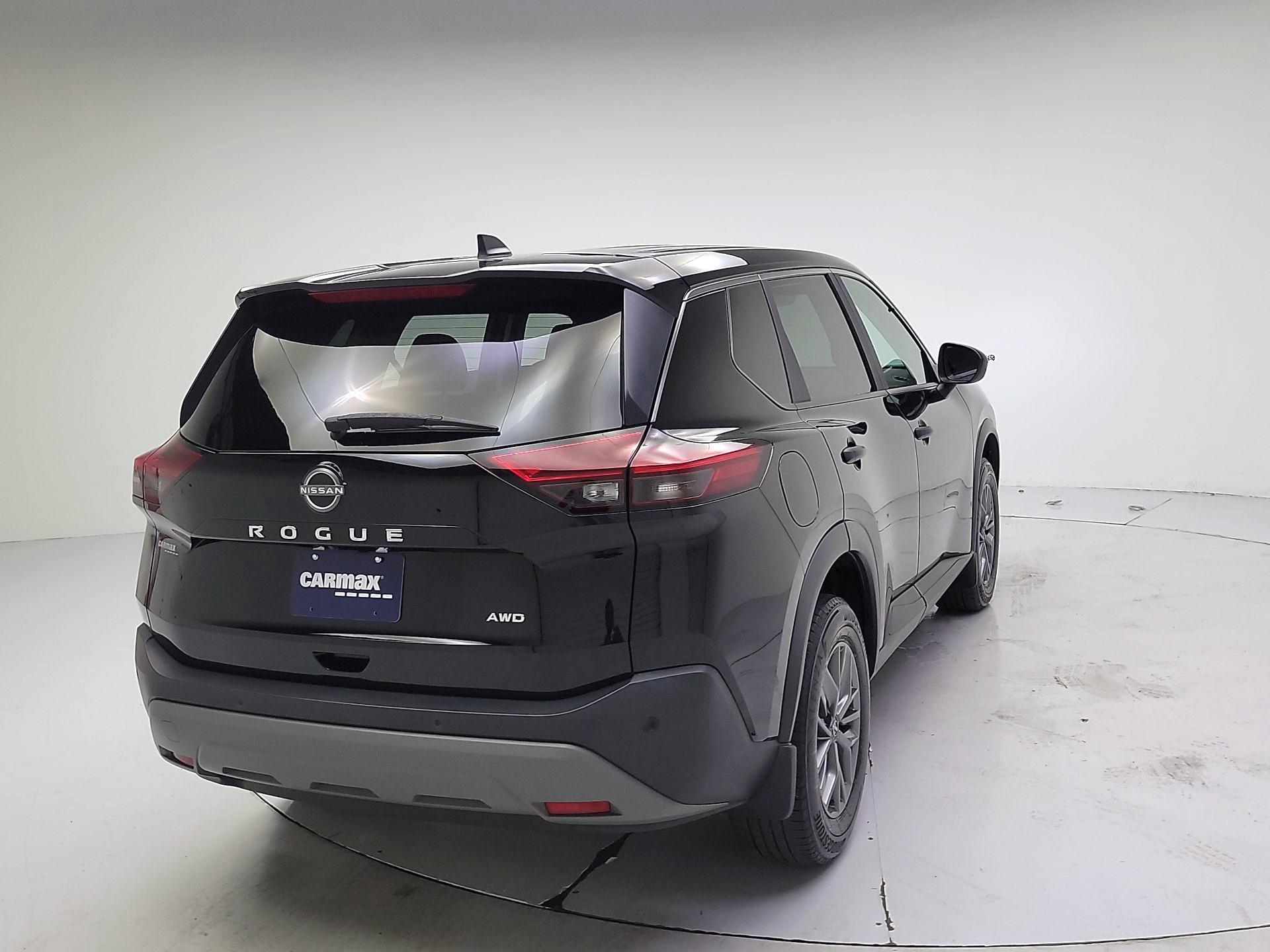 Thumbnail: 2023 Nissan Rogue - 5