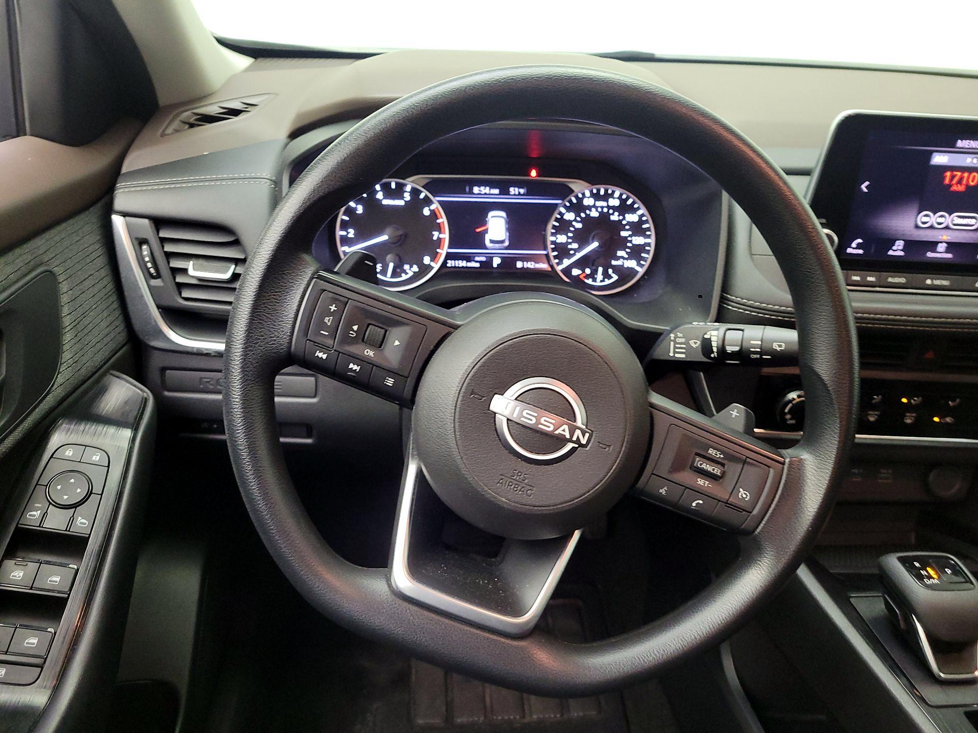 Thumbnail: 2023 Nissan Rogue - 10
