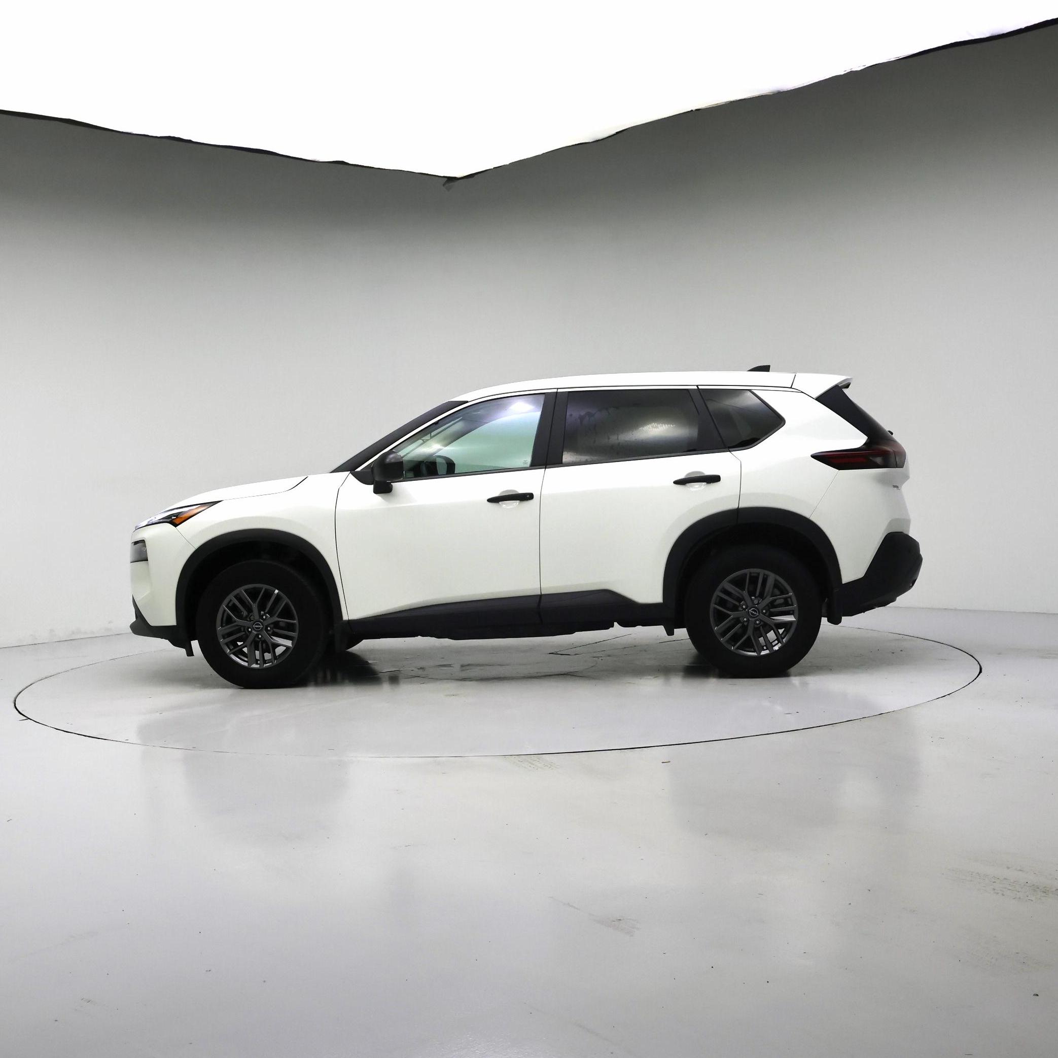 Thumbnail: 2023 Nissan Rogue - 3