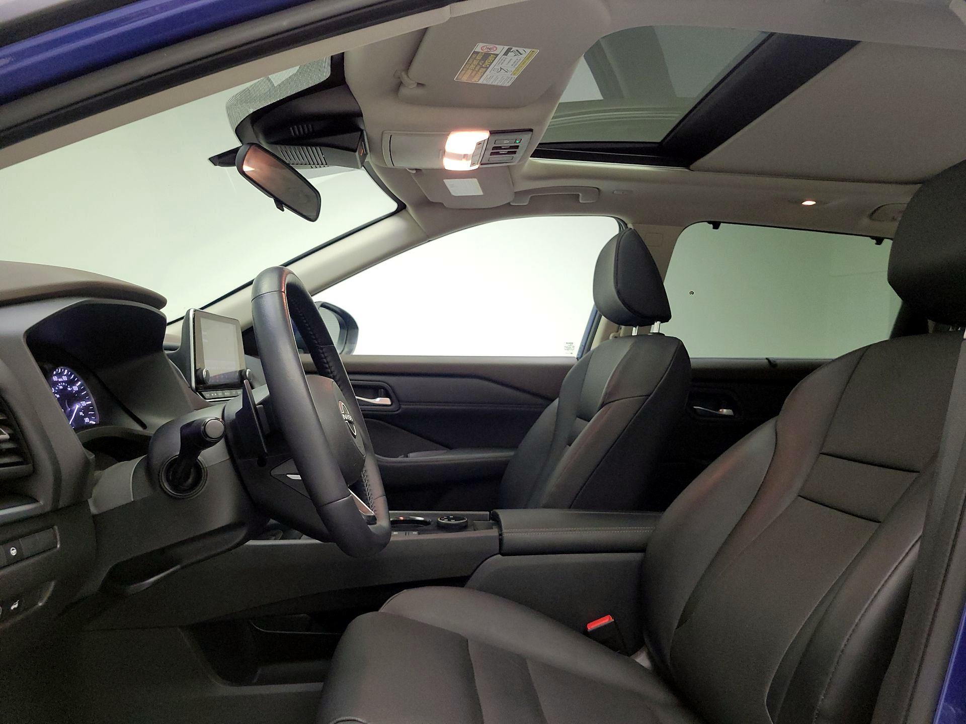 Thumbnail: 2023 Nissan Rogue - 17