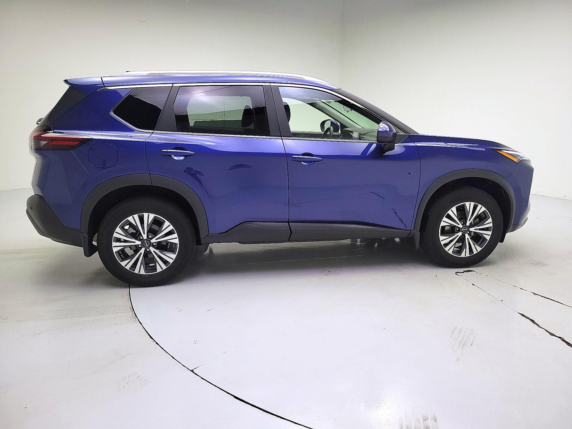 Thumbnail: 2023 Nissan Rogue - 4