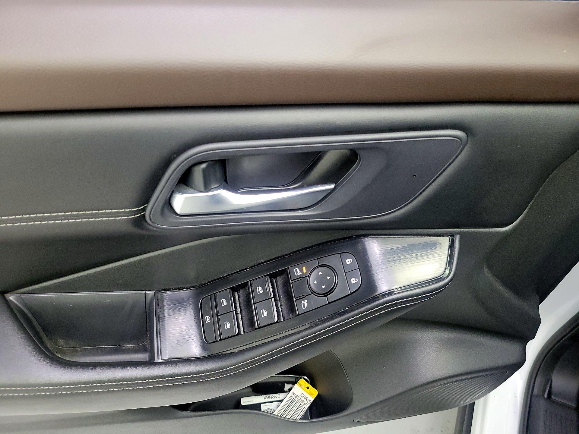 Thumbnail: 2023 Nissan Rogue - 10