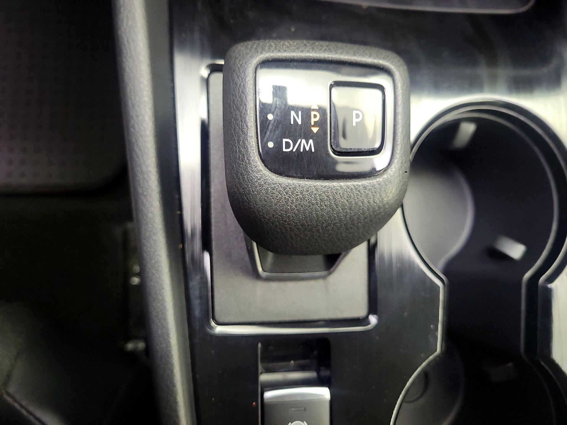 Thumbnail: 2023 Nissan Rogue - 15