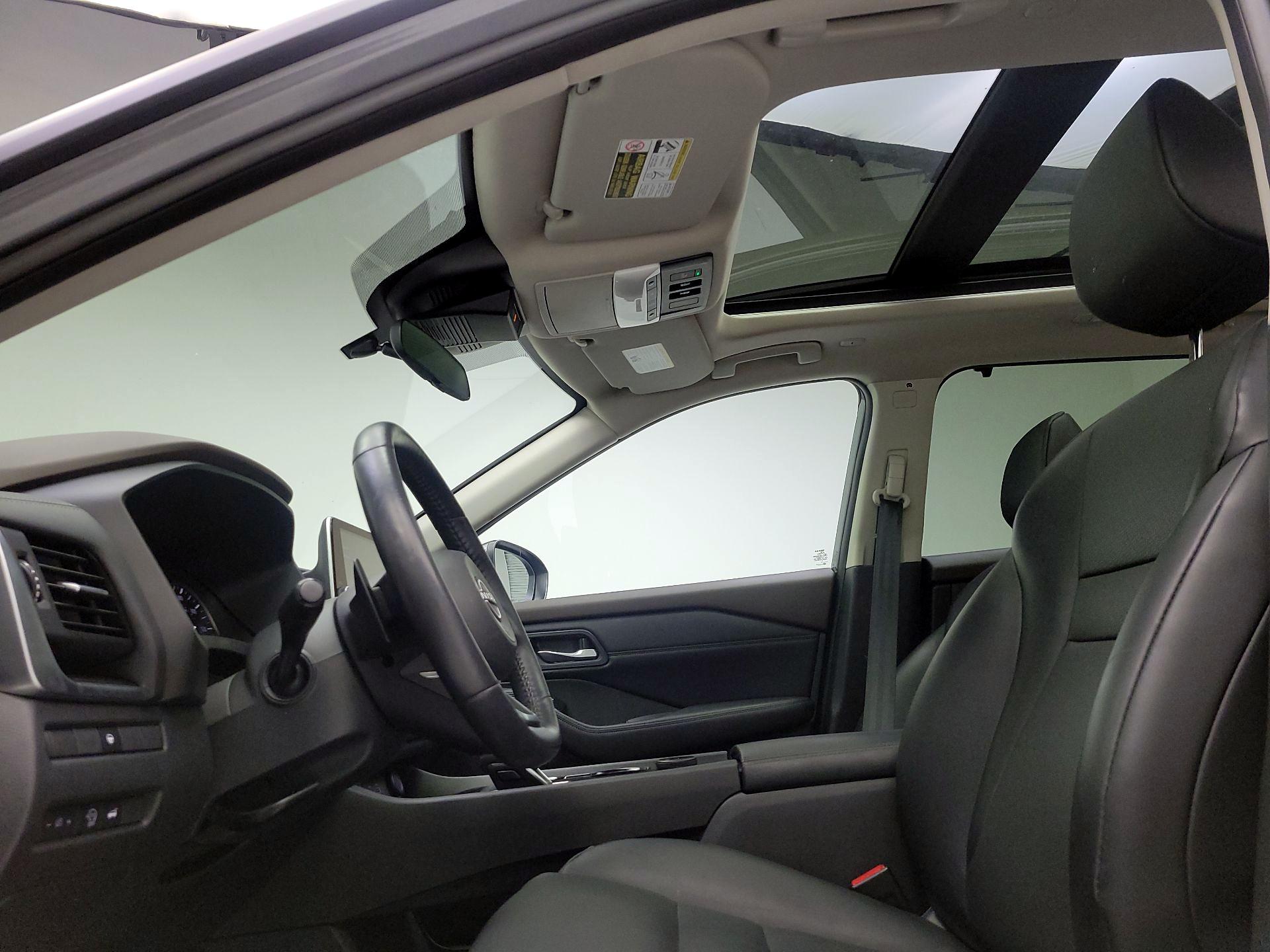 Thumbnail: 2023 Nissan Rogue - 17