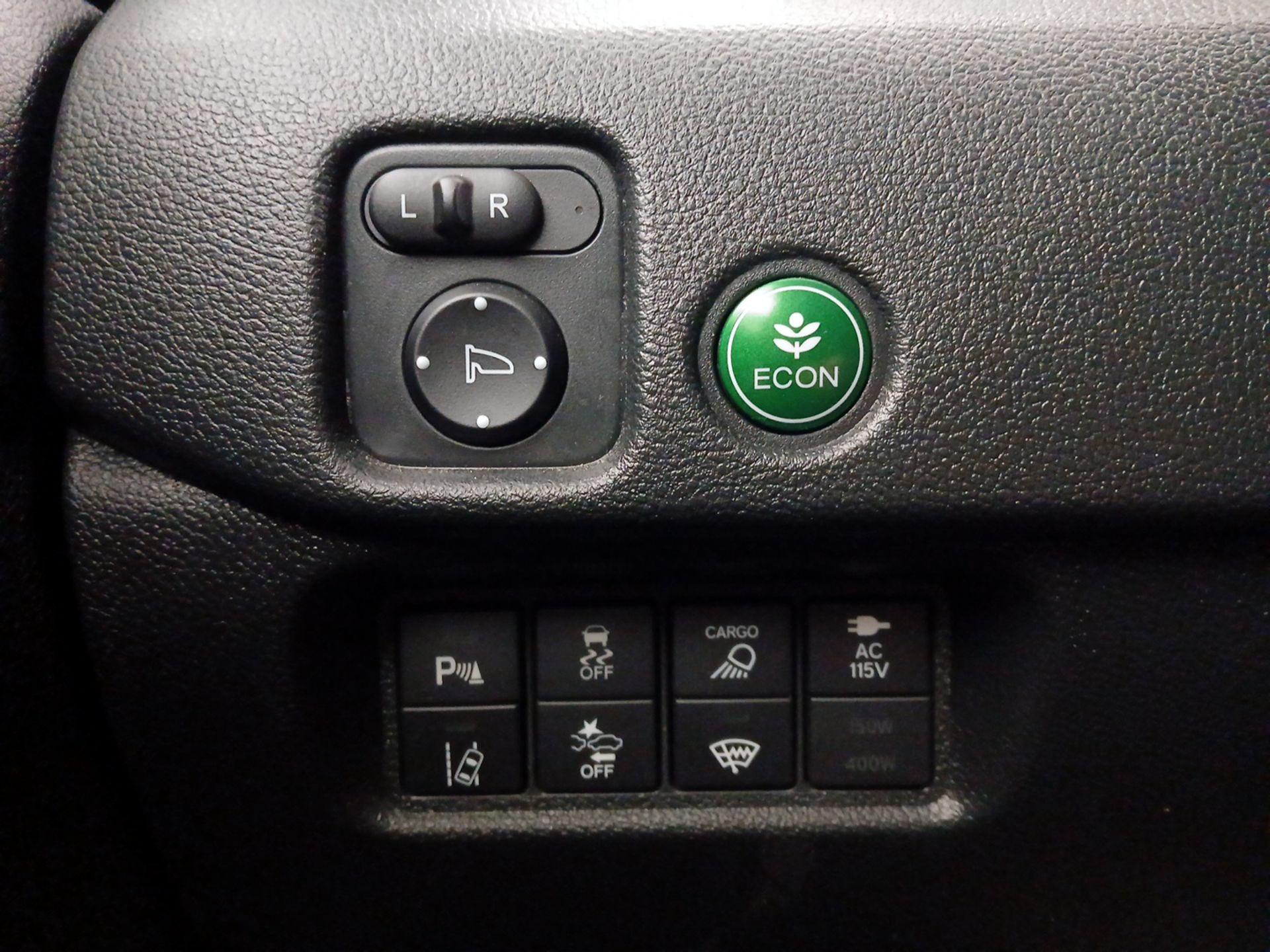 Thumbnail: 2023 Honda Ridgeline - 13