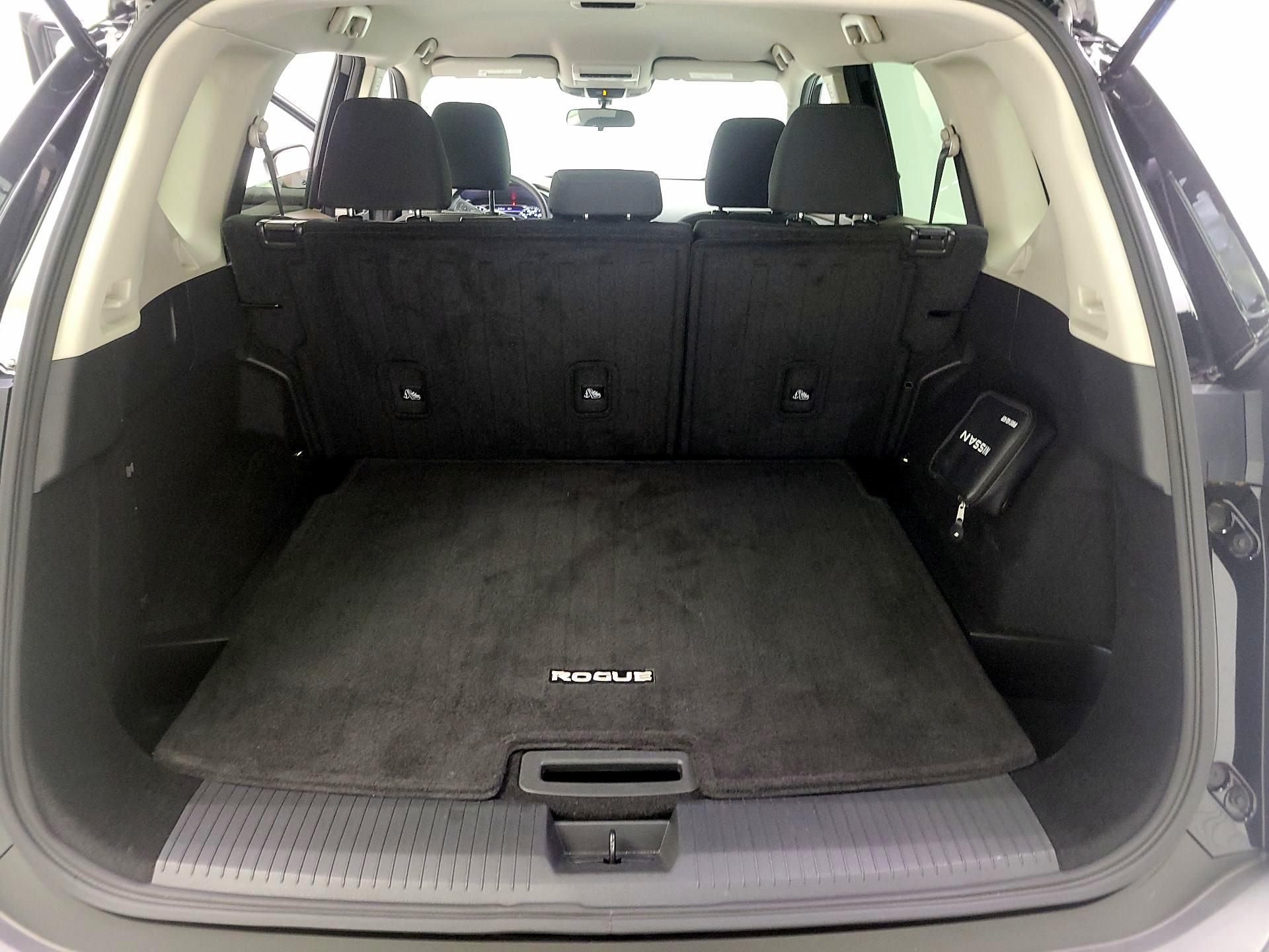 Thumbnail: 2023 Nissan Rogue - 18
