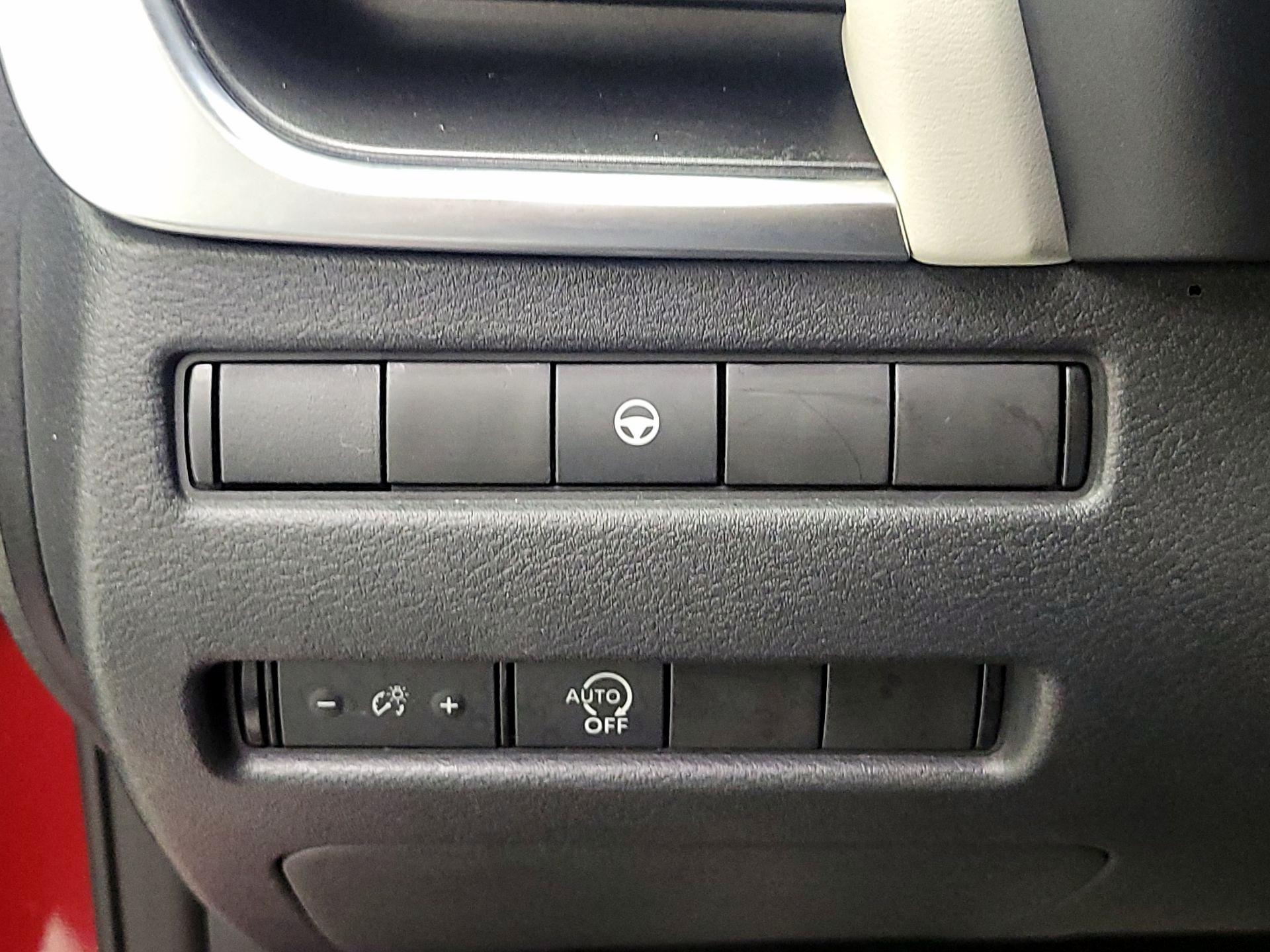 Thumbnail: 2023 Nissan Rogue - 11