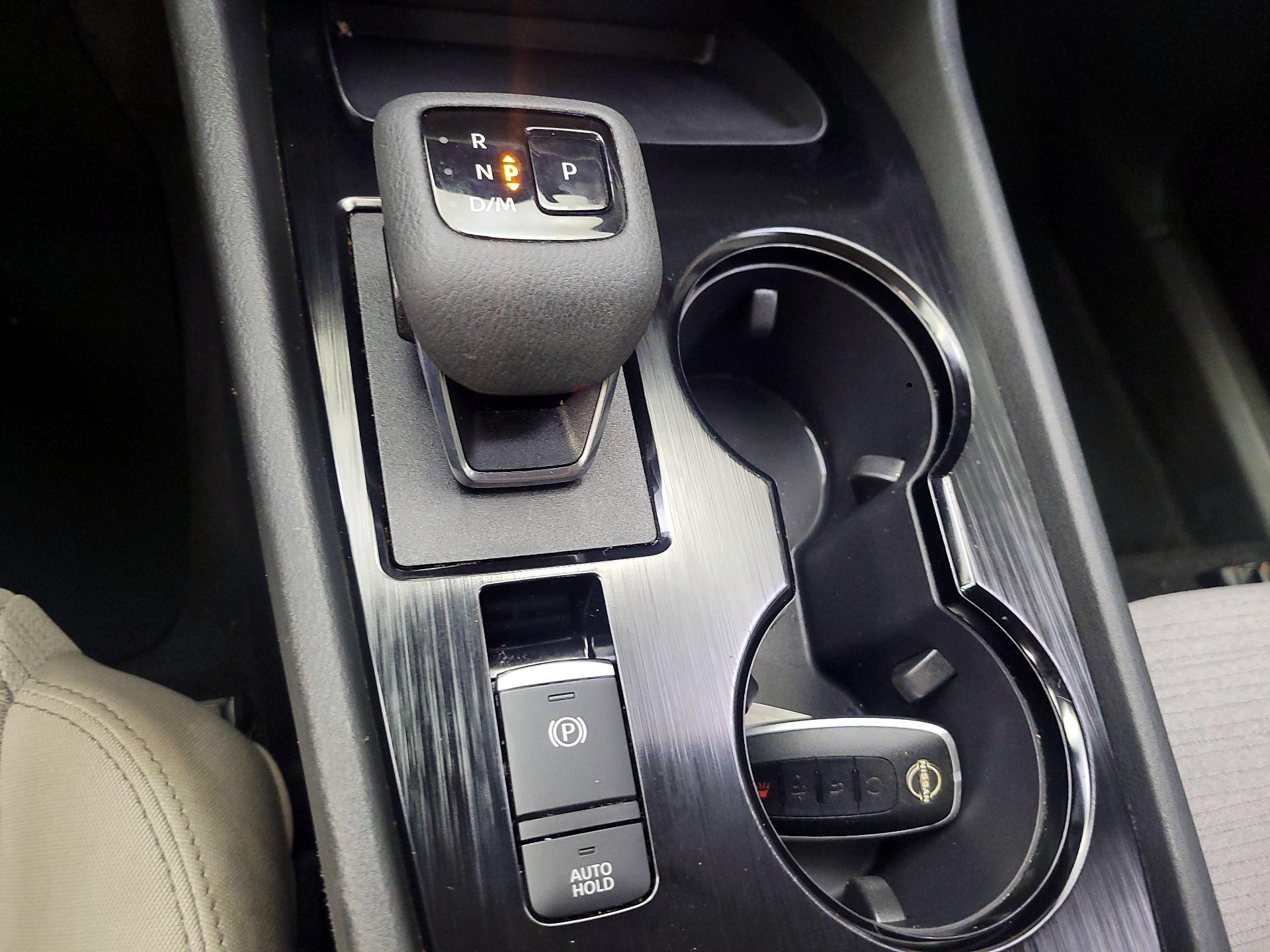 Thumbnail: 2023 Nissan Rogue - 15