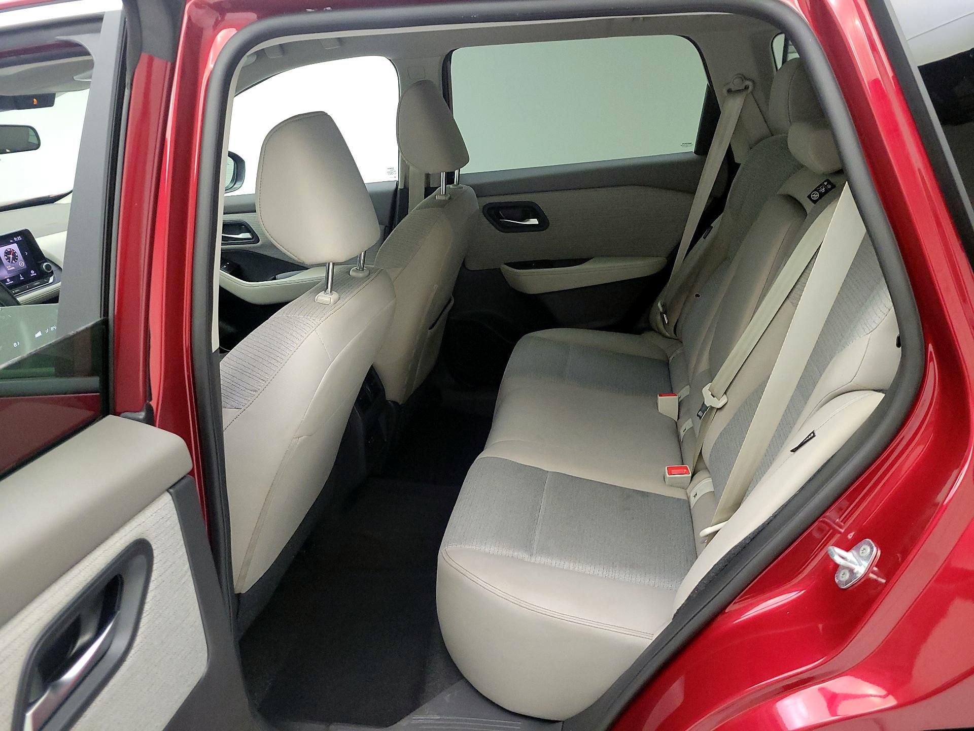 Thumbnail: 2023 Nissan Rogue - 17