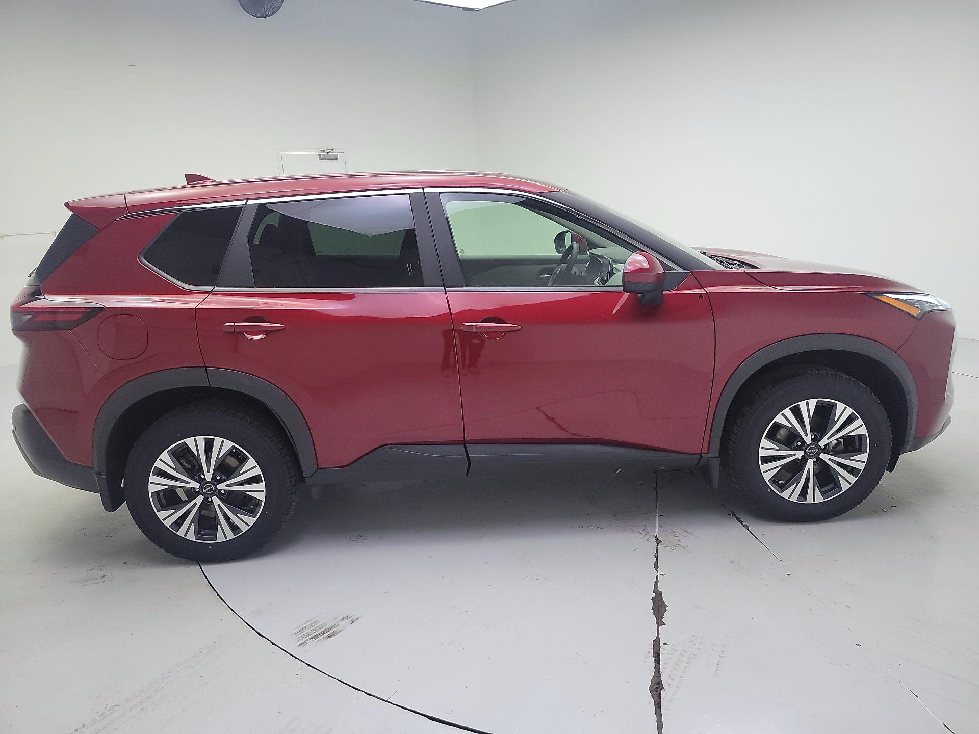 Thumbnail: 2023 Nissan Rogue - 4