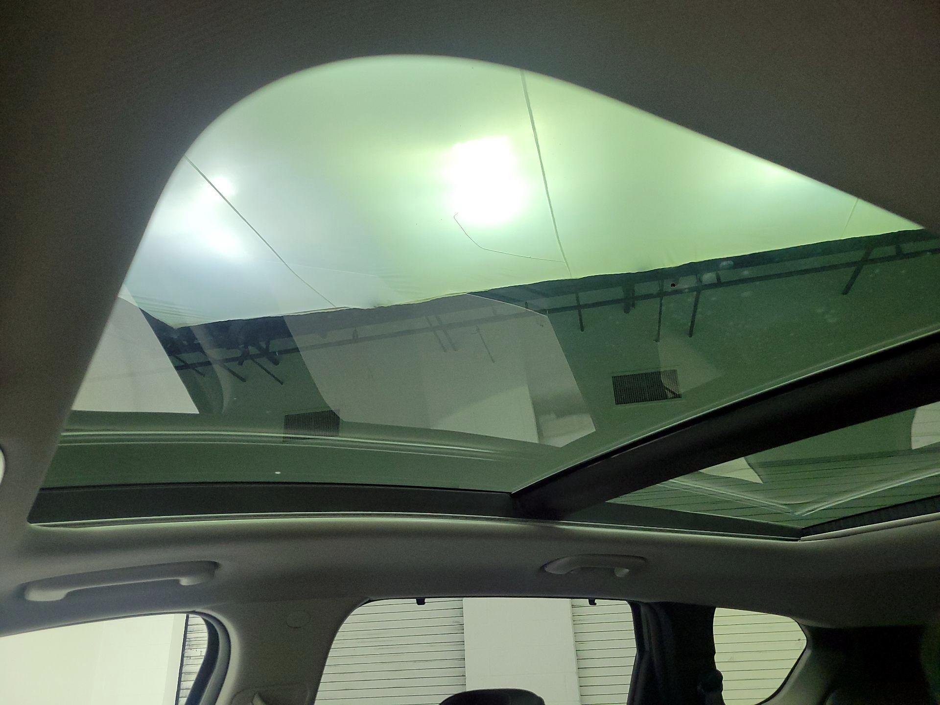 Thumbnail: 2023 Hyundai Santa Fe - 18