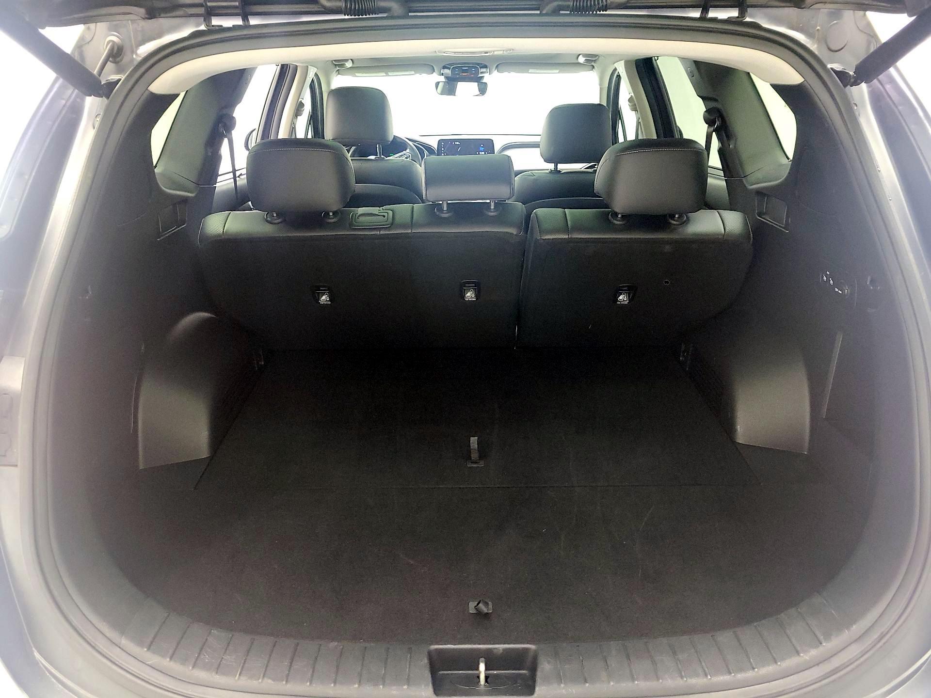 Thumbnail: 2023 Hyundai Santa Fe - 20