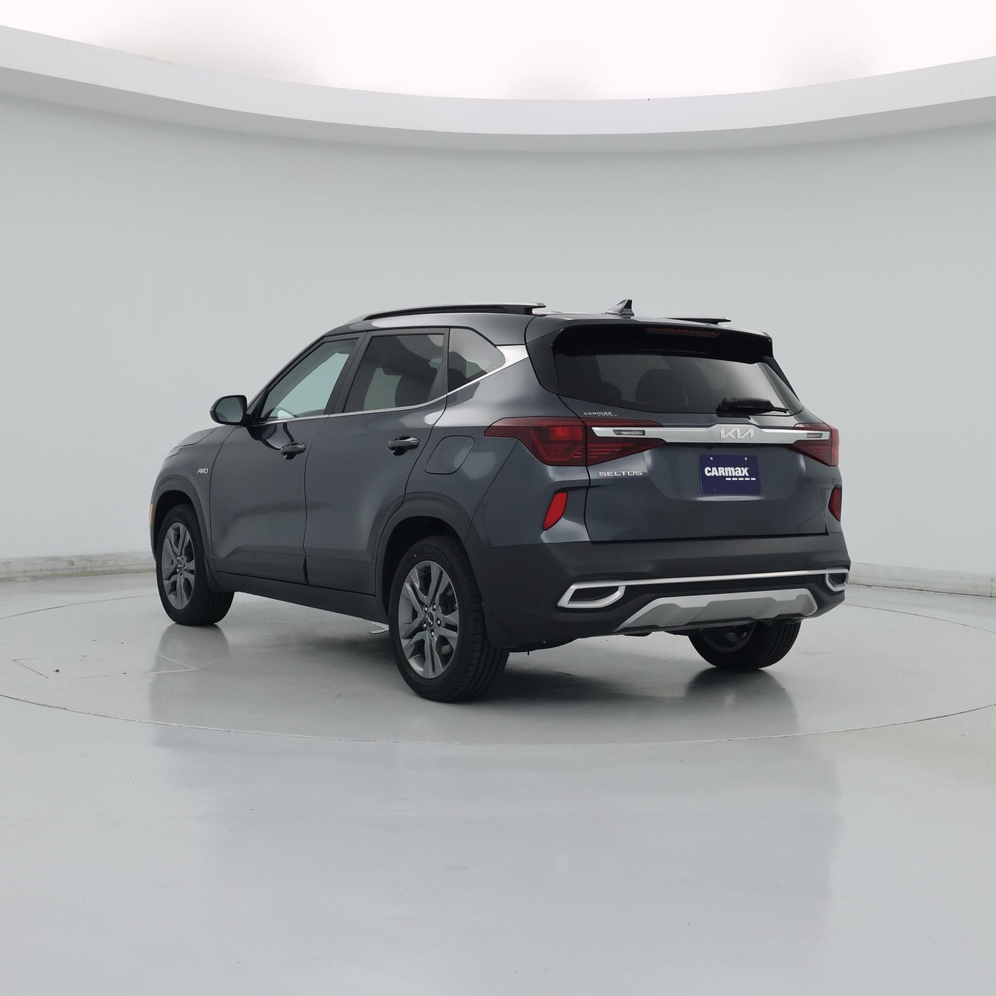 Thumbnail: 2023 Kia Seltos - 2