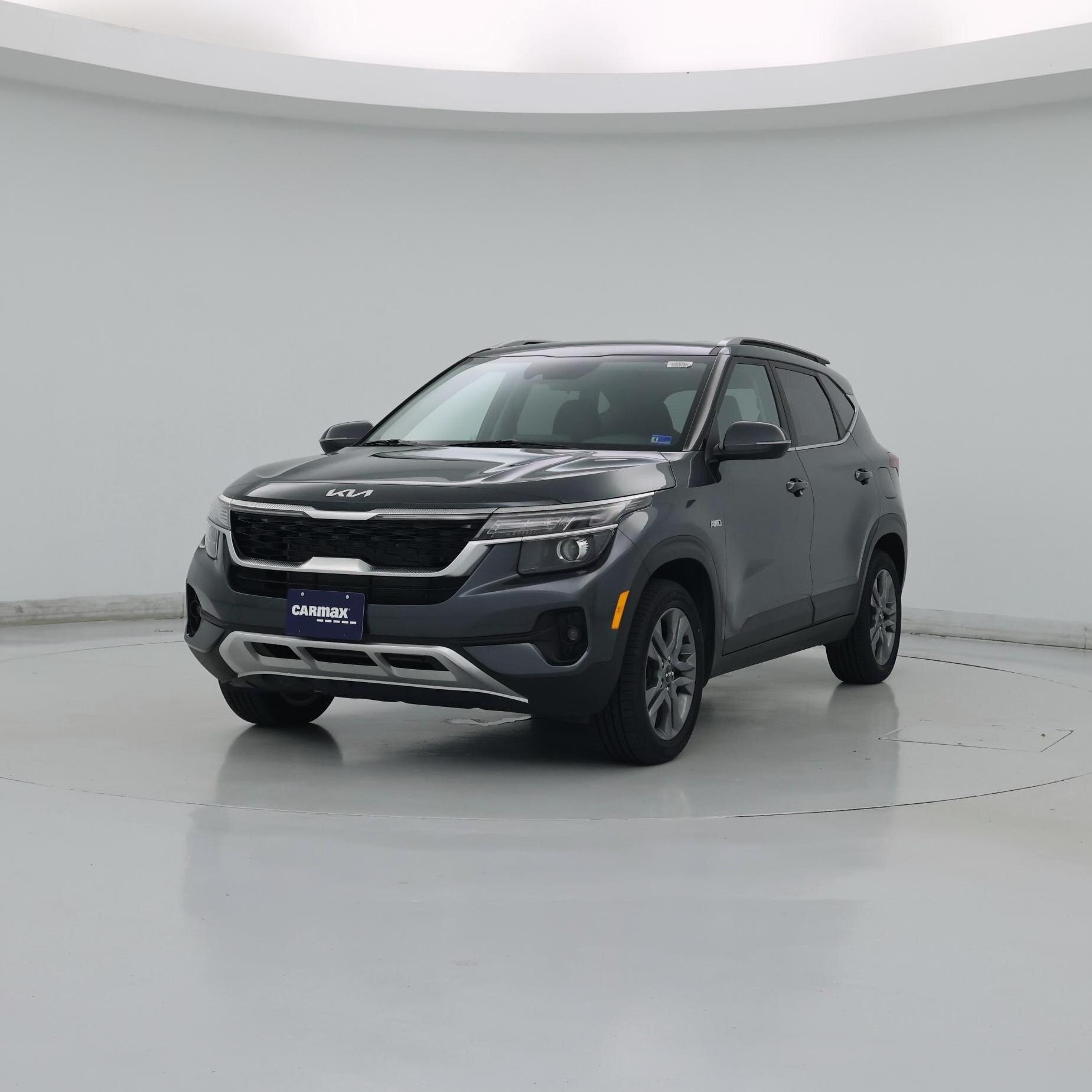 Thumbnail: 2023 Kia Seltos - 4