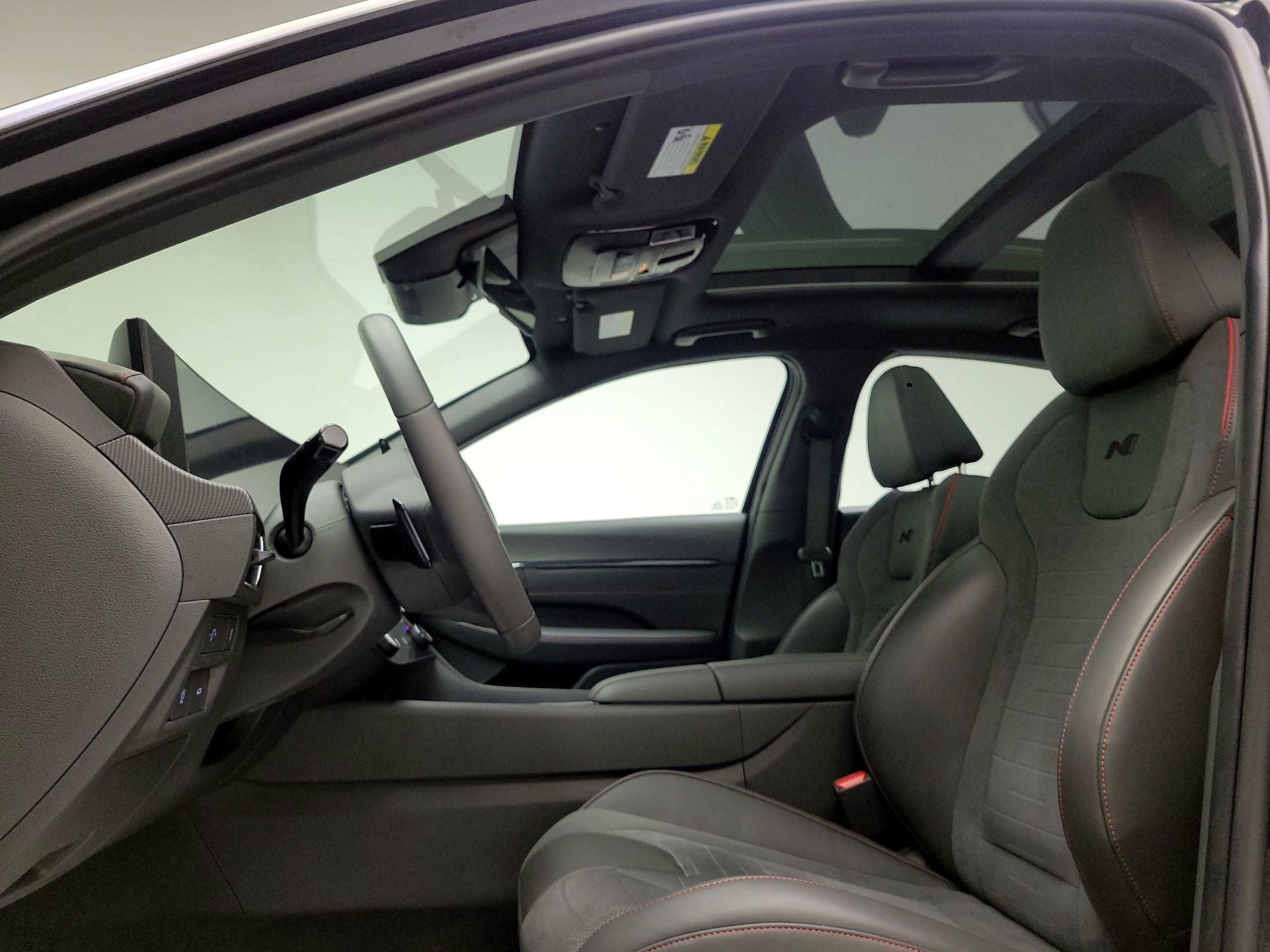 Thumbnail: 2024 Hyundai Sonata - 18