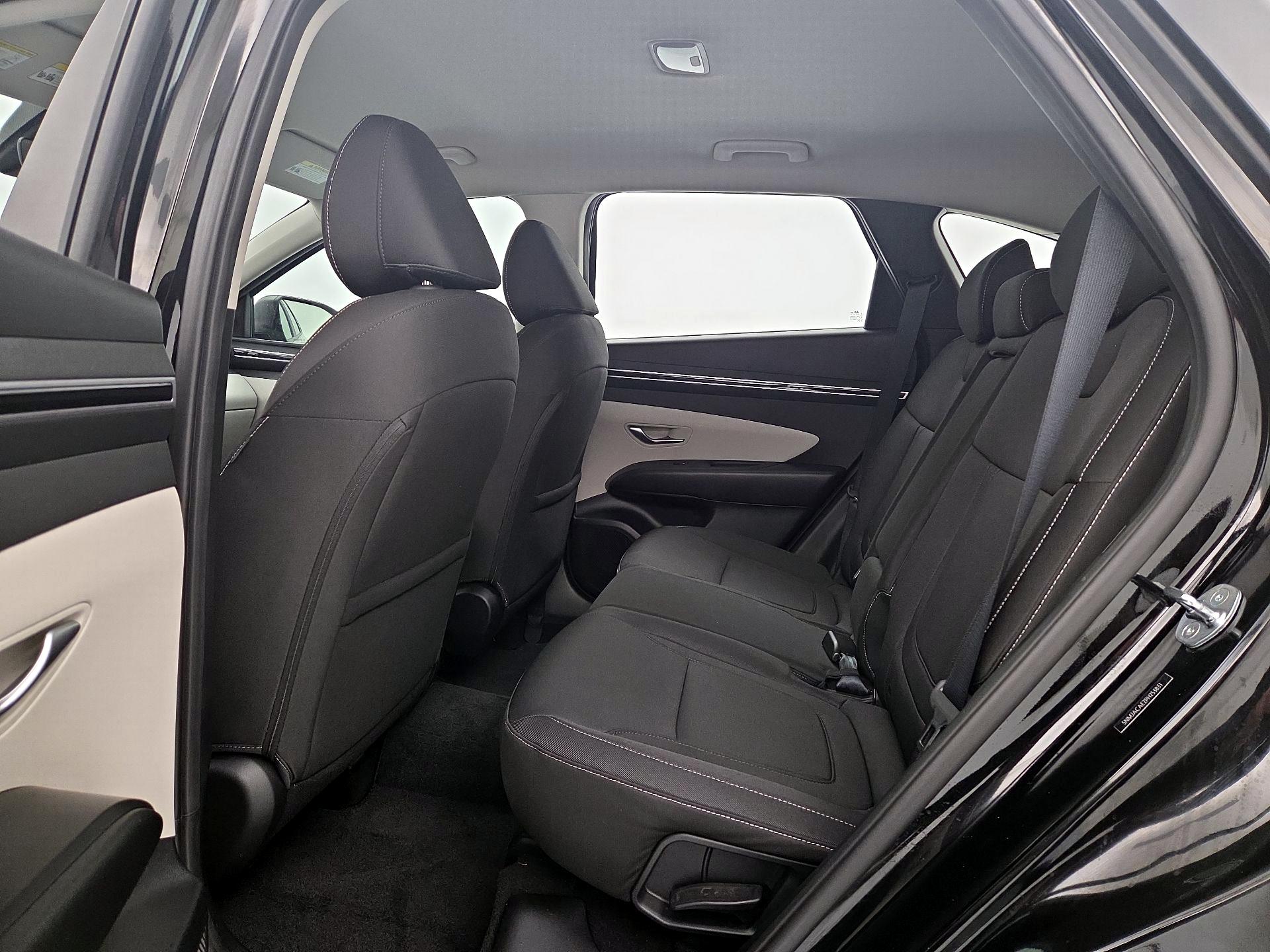 Thumbnail: 2023 Hyundai Tucson - 19