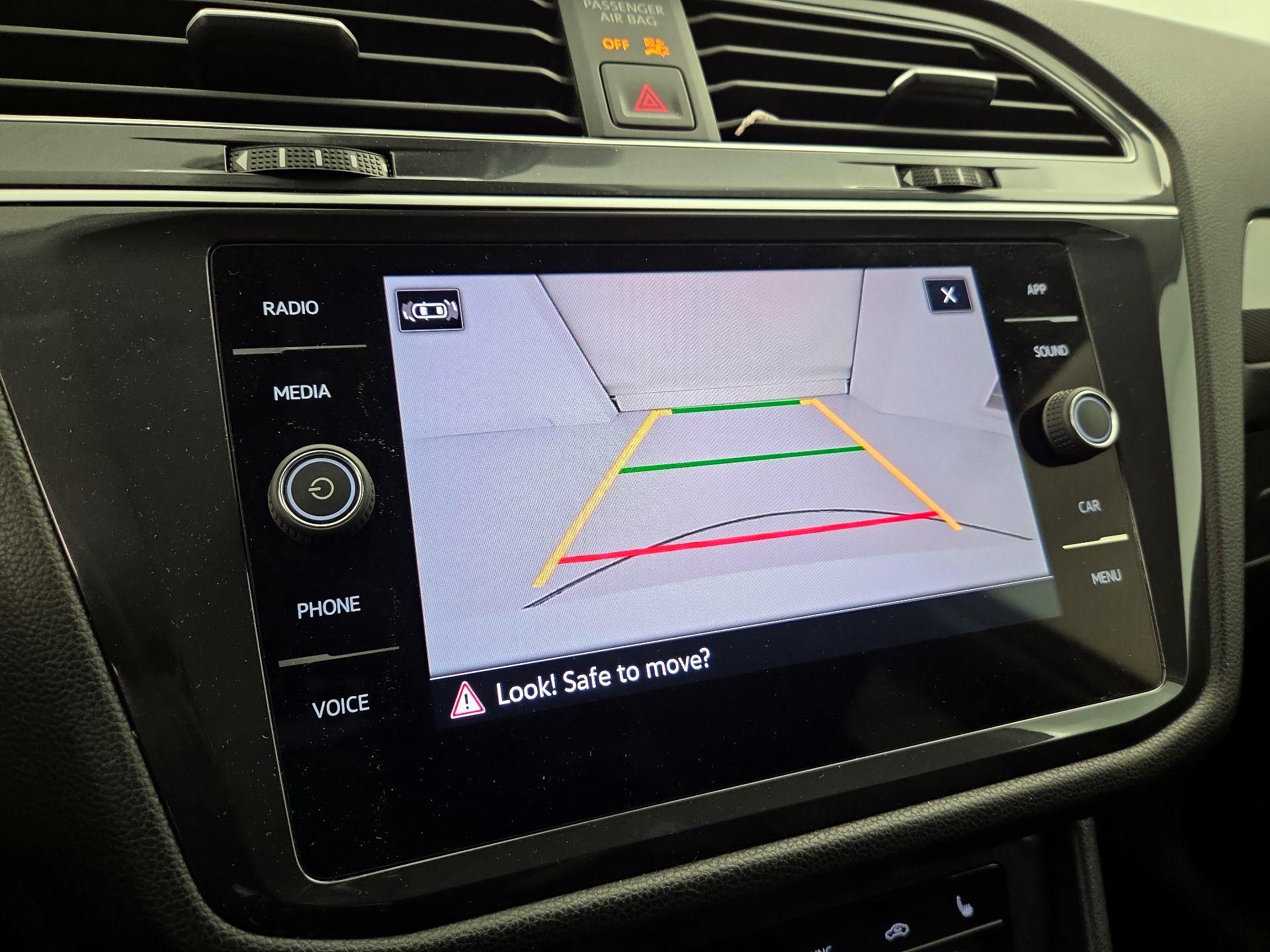 Thumbnail: 2024 Volkswagen Tiguan - 14