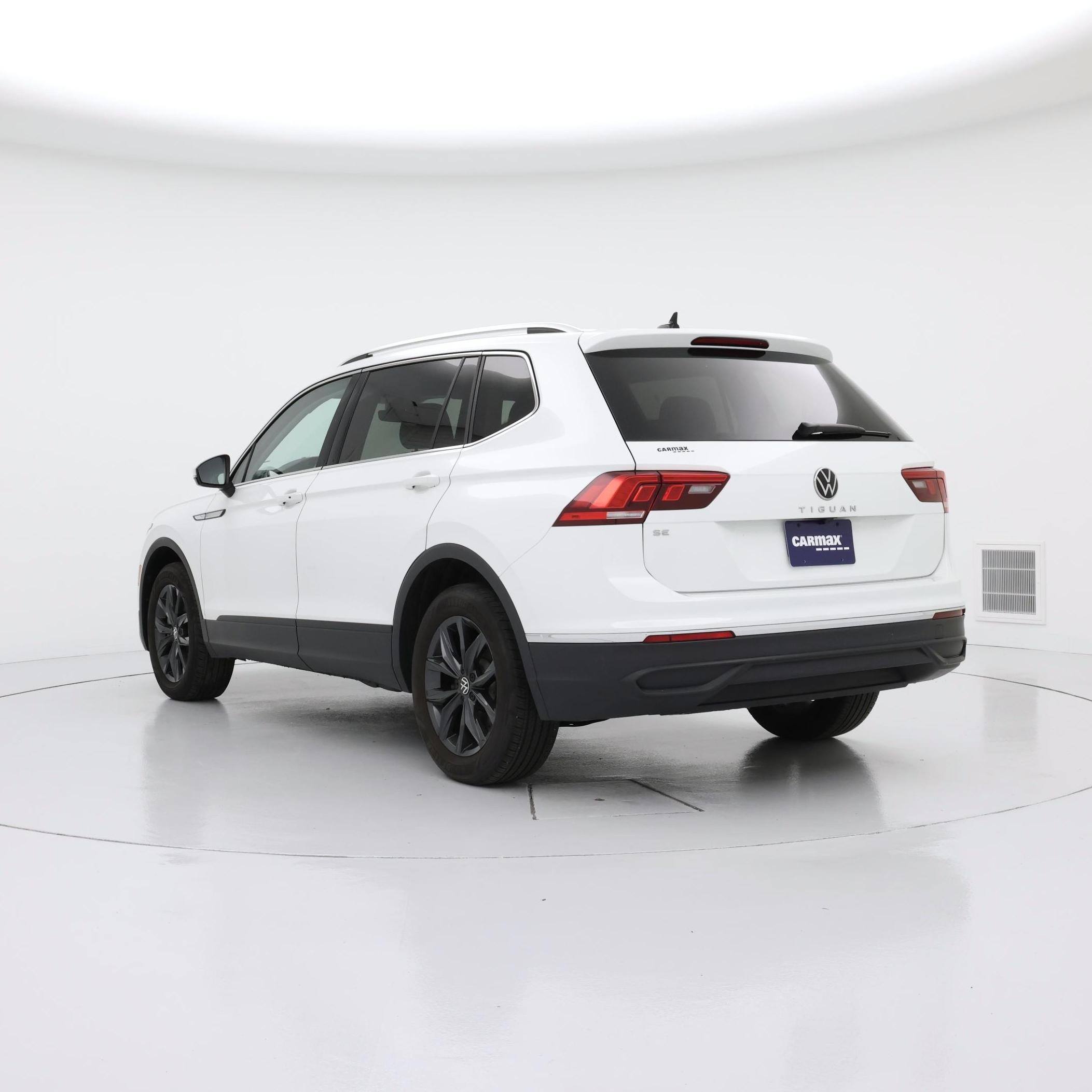 Thumbnail: 2024 Volkswagen Tiguan - 2