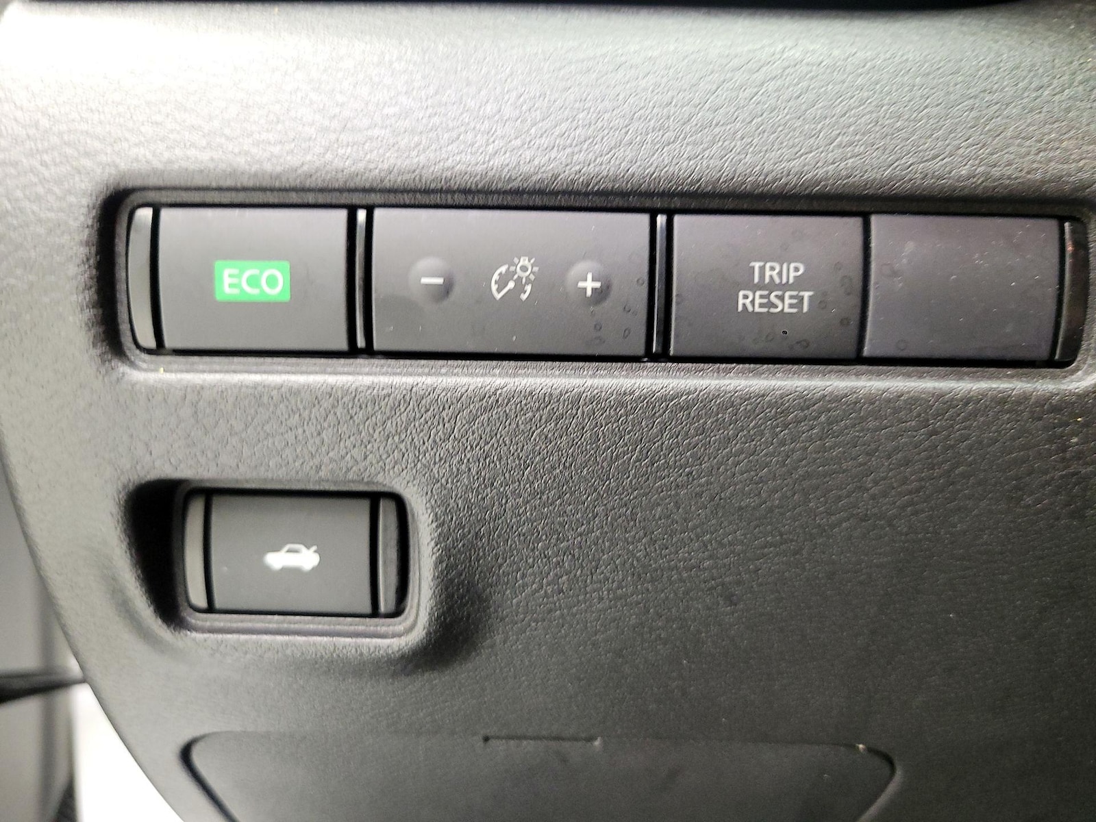 2023 Nissan Sentra SR - Photo 12