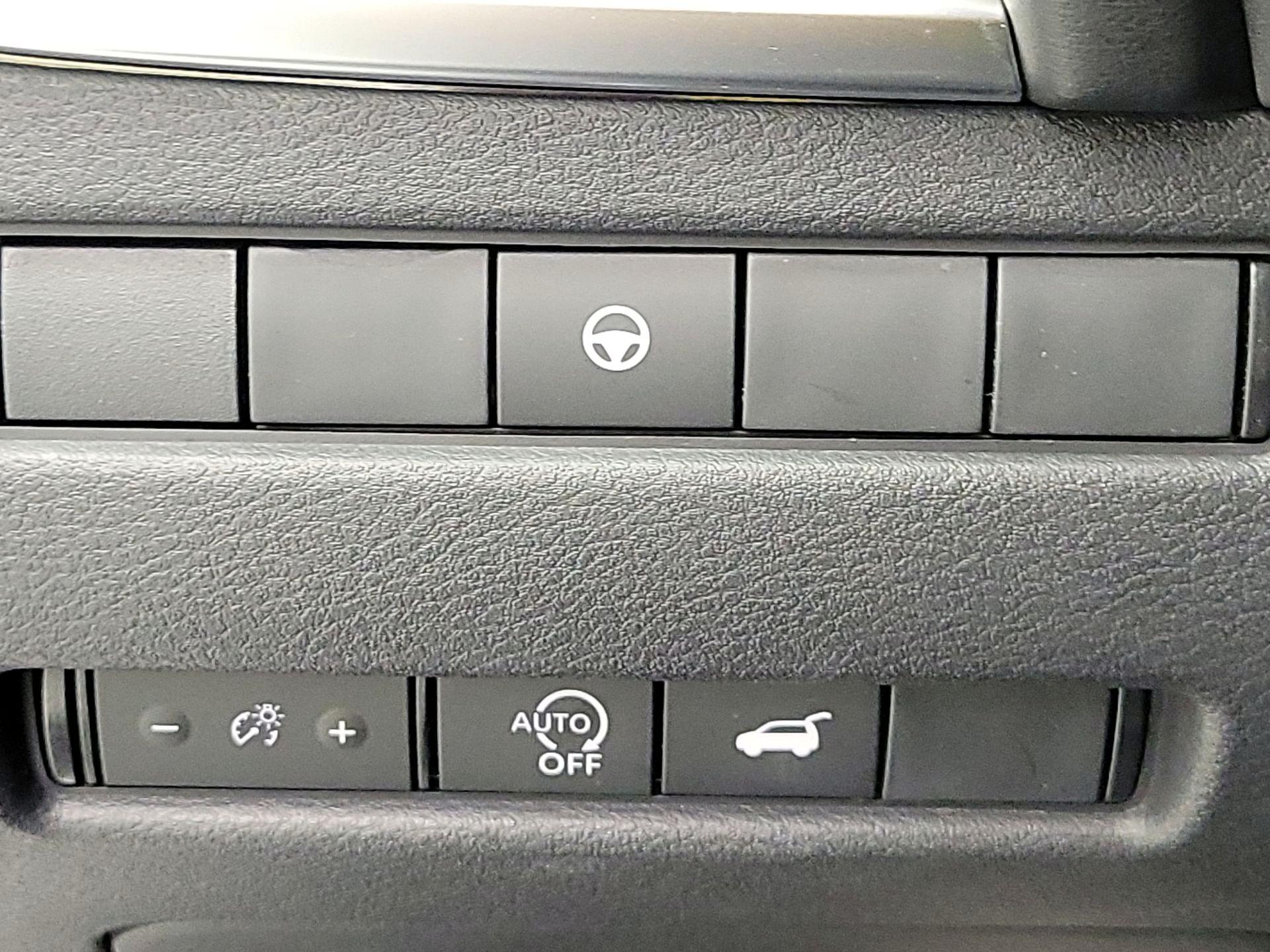 Thumbnail: 2023 Nissan Rogue - 11