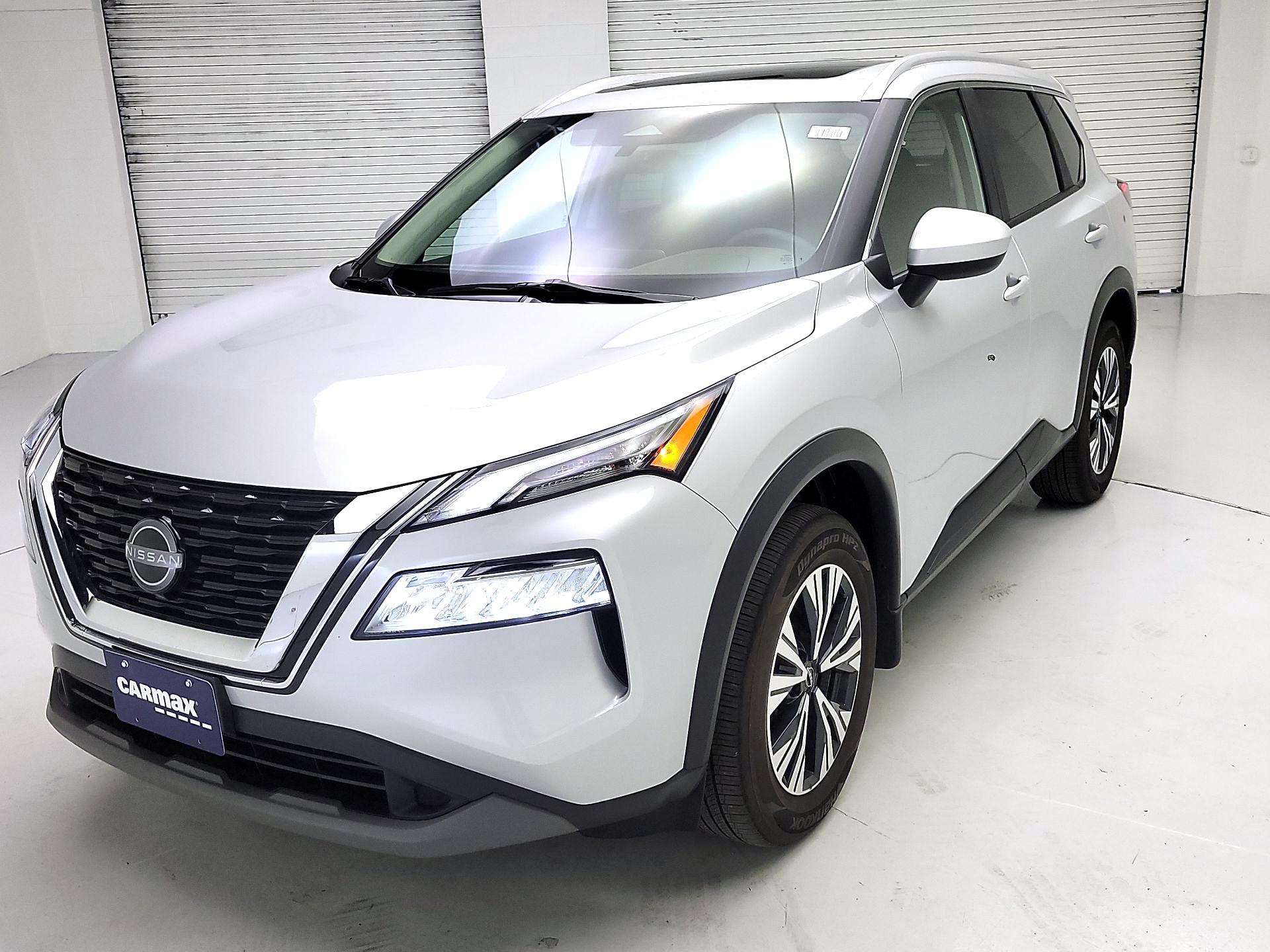 Thumbnail: 2023 Nissan Rogue - 3