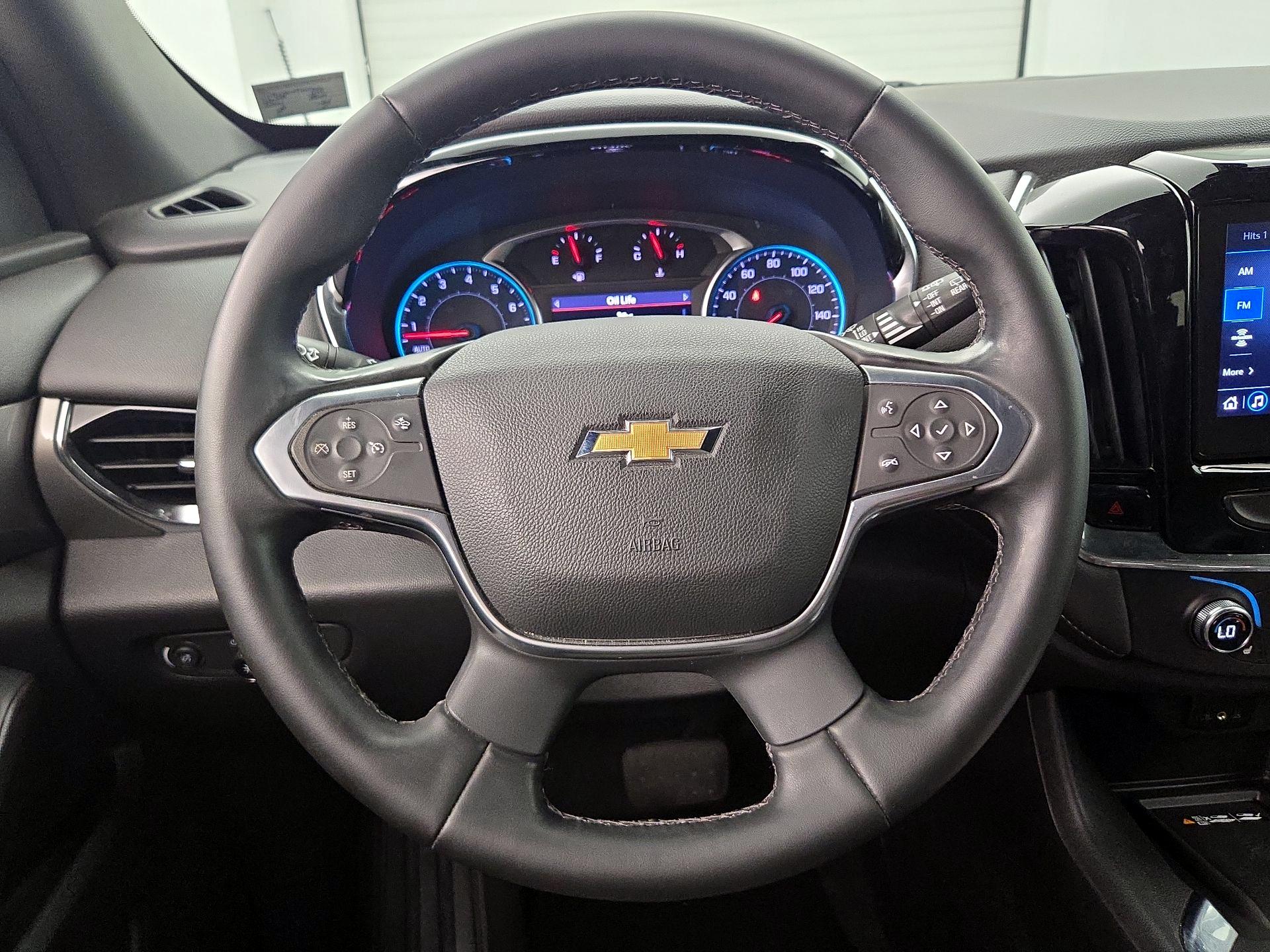 Thumbnail: 2023 Chevrolet Traverse - 10