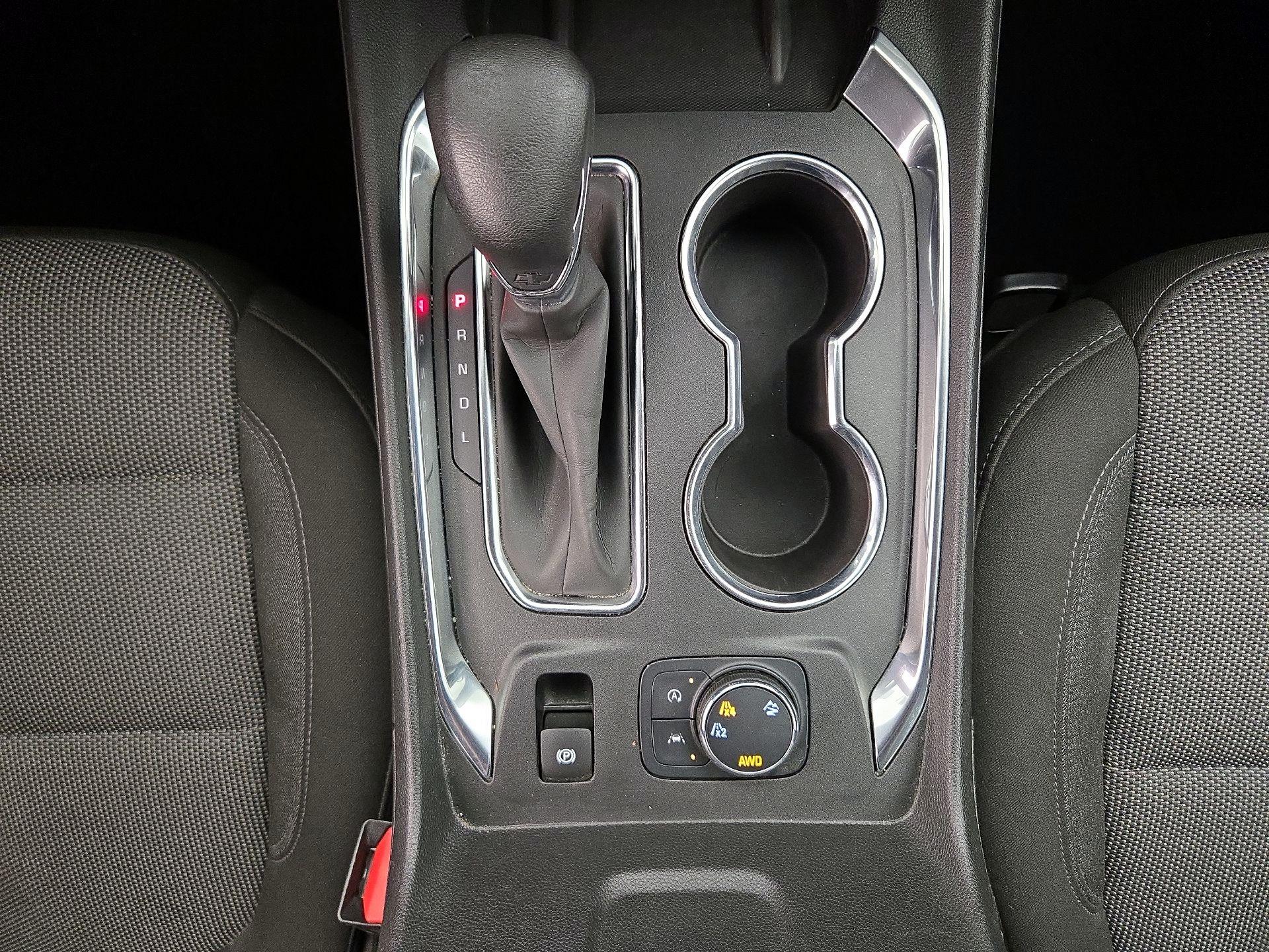 Thumbnail: 2023 Chevrolet Traverse - 17