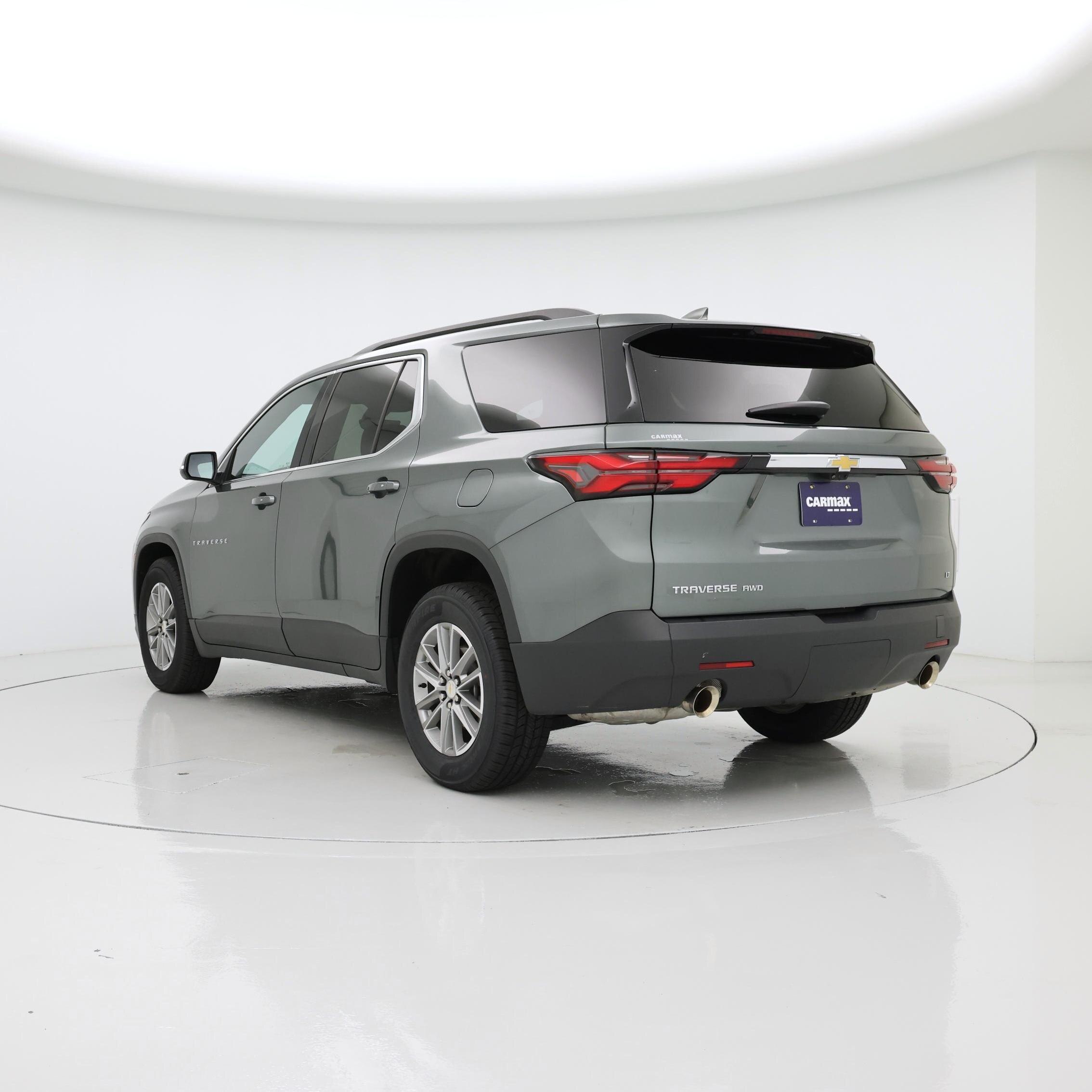 Thumbnail: 2023 Chevrolet Traverse - 2