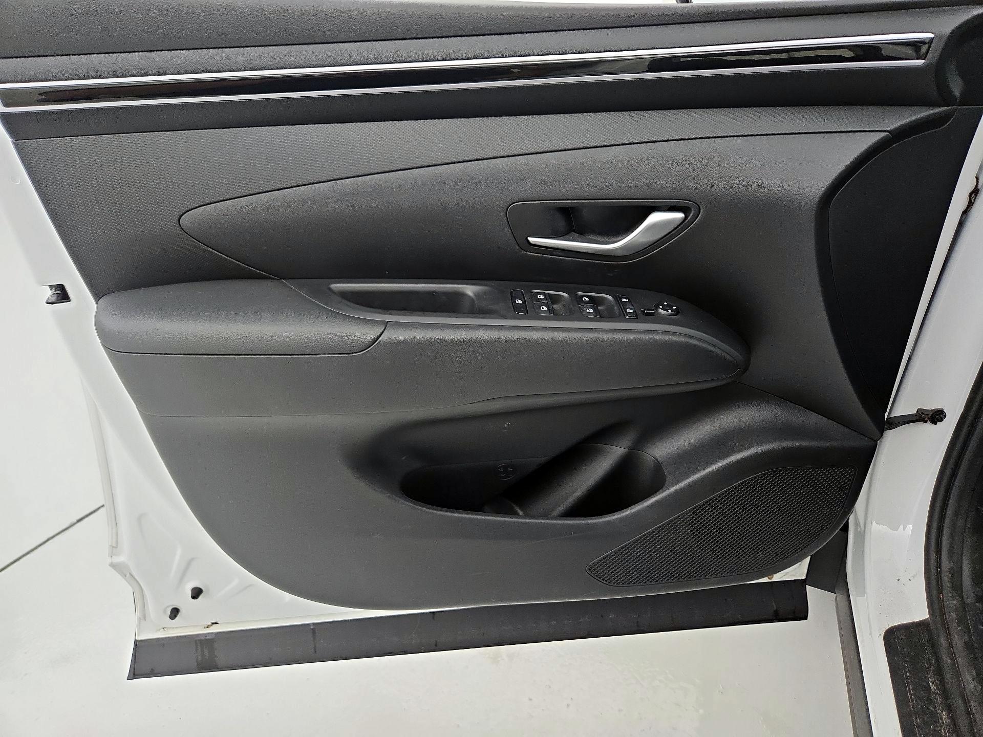 Thumbnail: 2023 Hyundai Tucson - 12