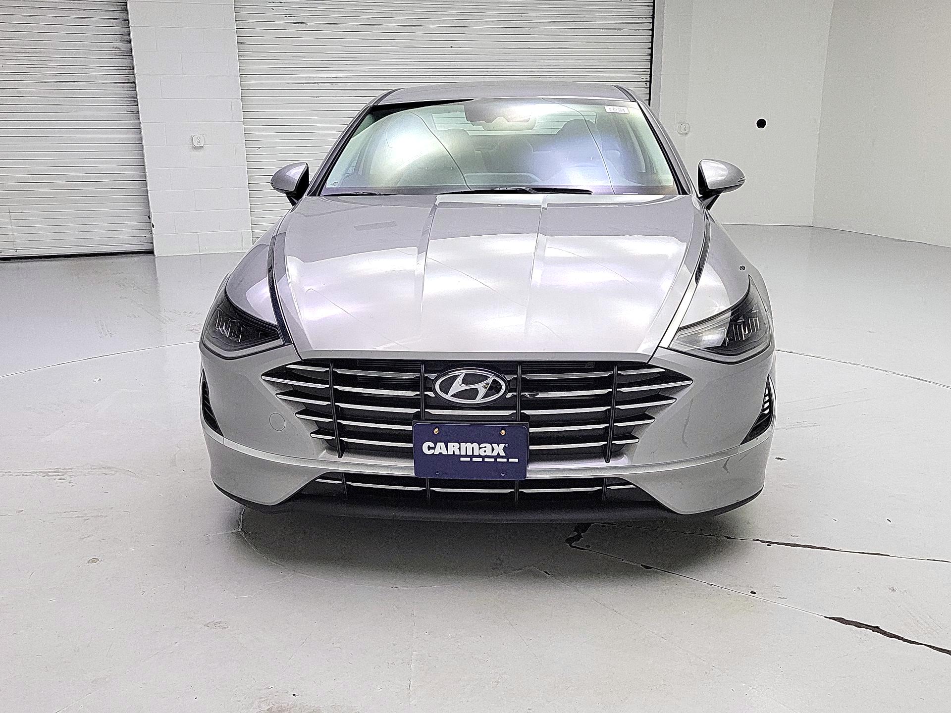 Thumbnail: 2023 Hyundai Sonata - 2
